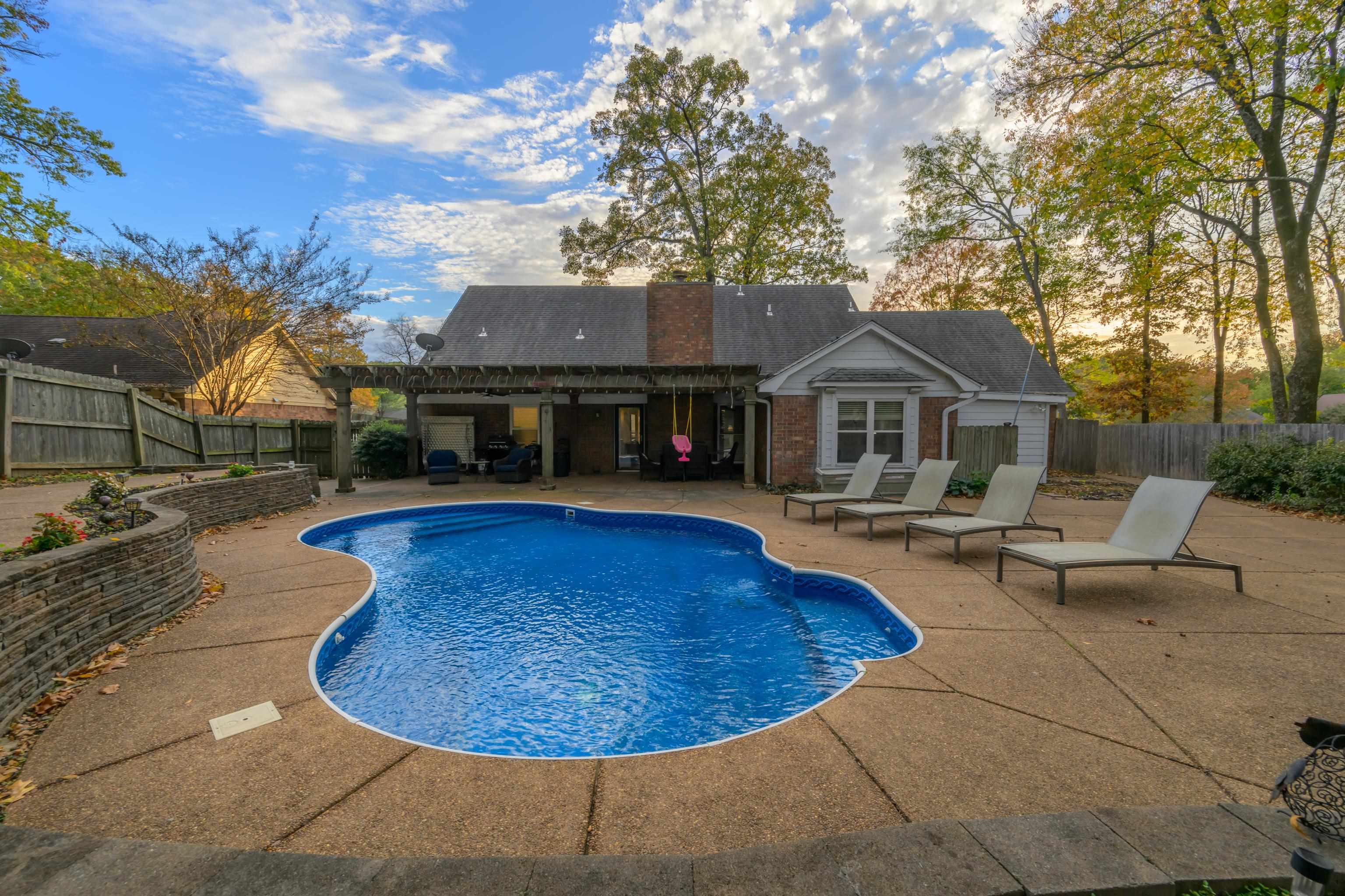 1510 LACEWING TRACE DR