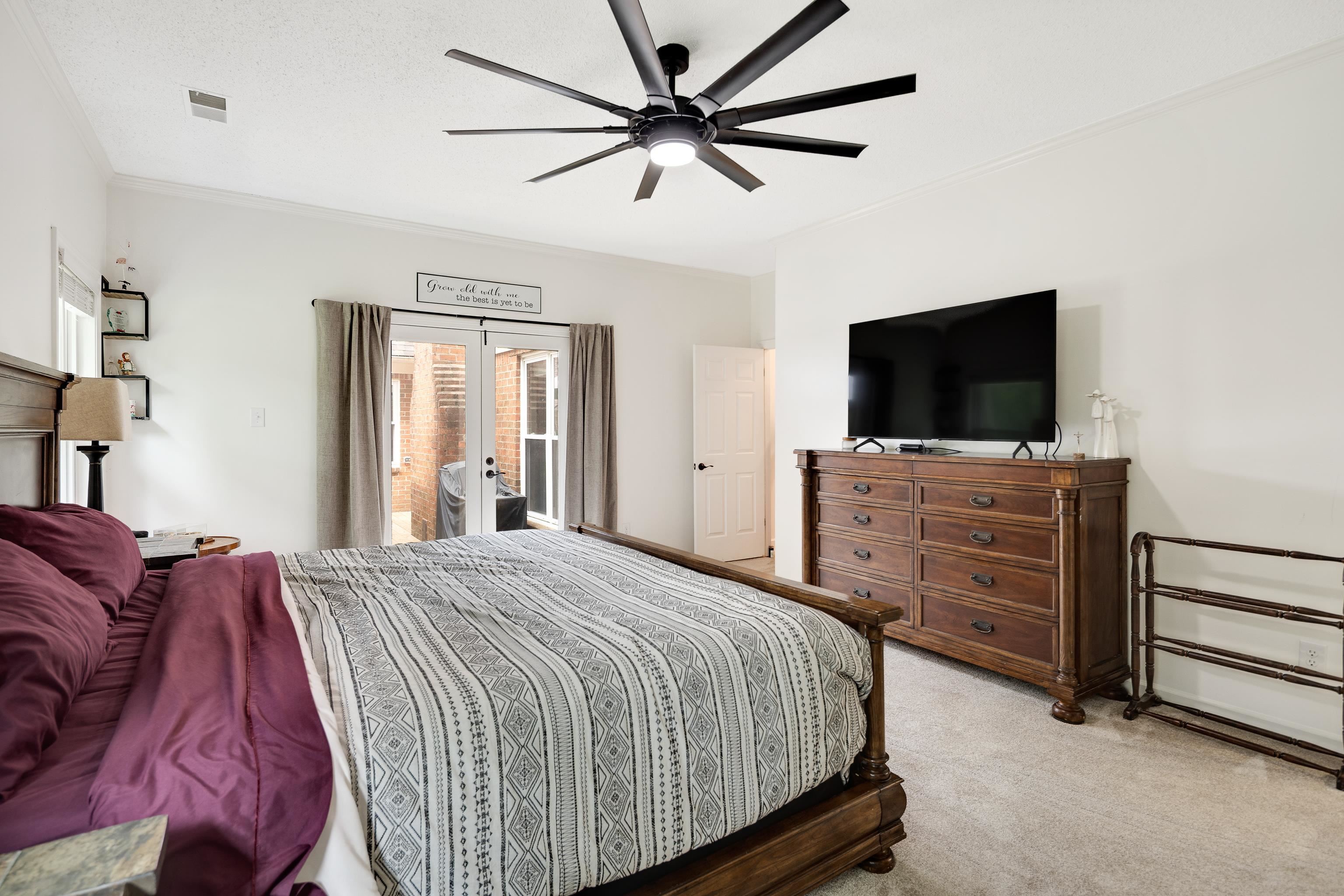 3609 VANDERSCHAAF DR