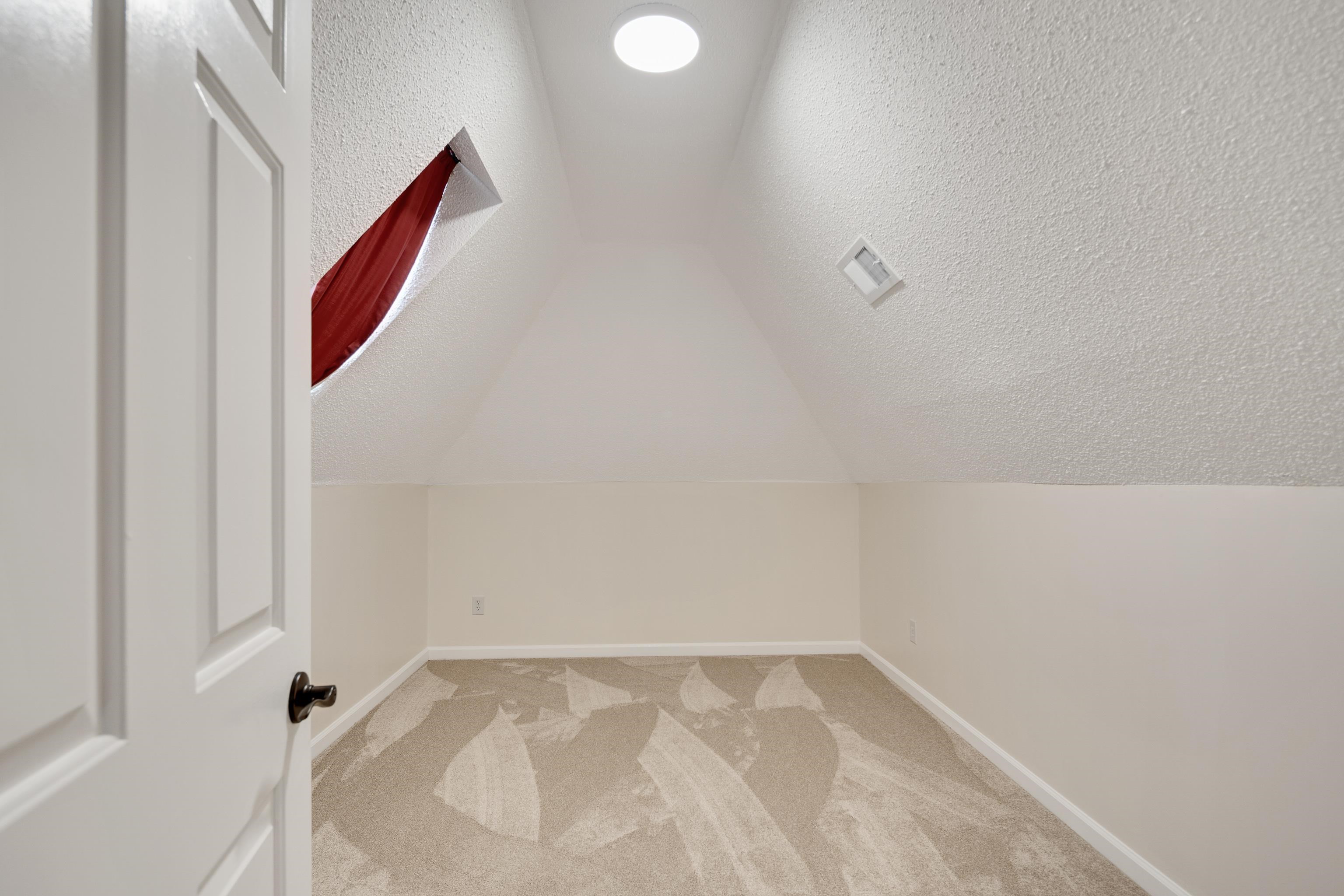 3609 VANDERSCHAAF DR
