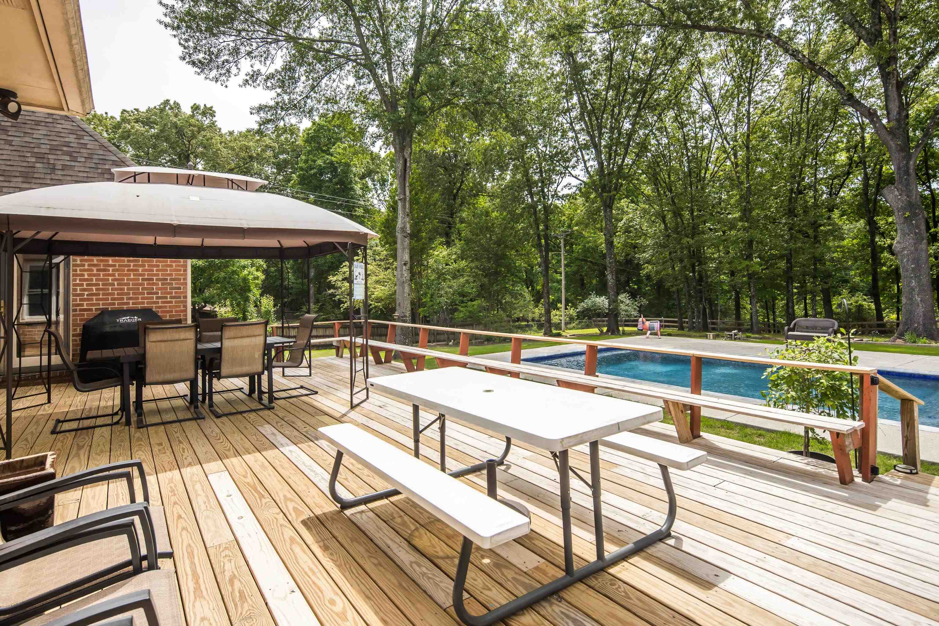 3609 VANDERSCHAAF DR