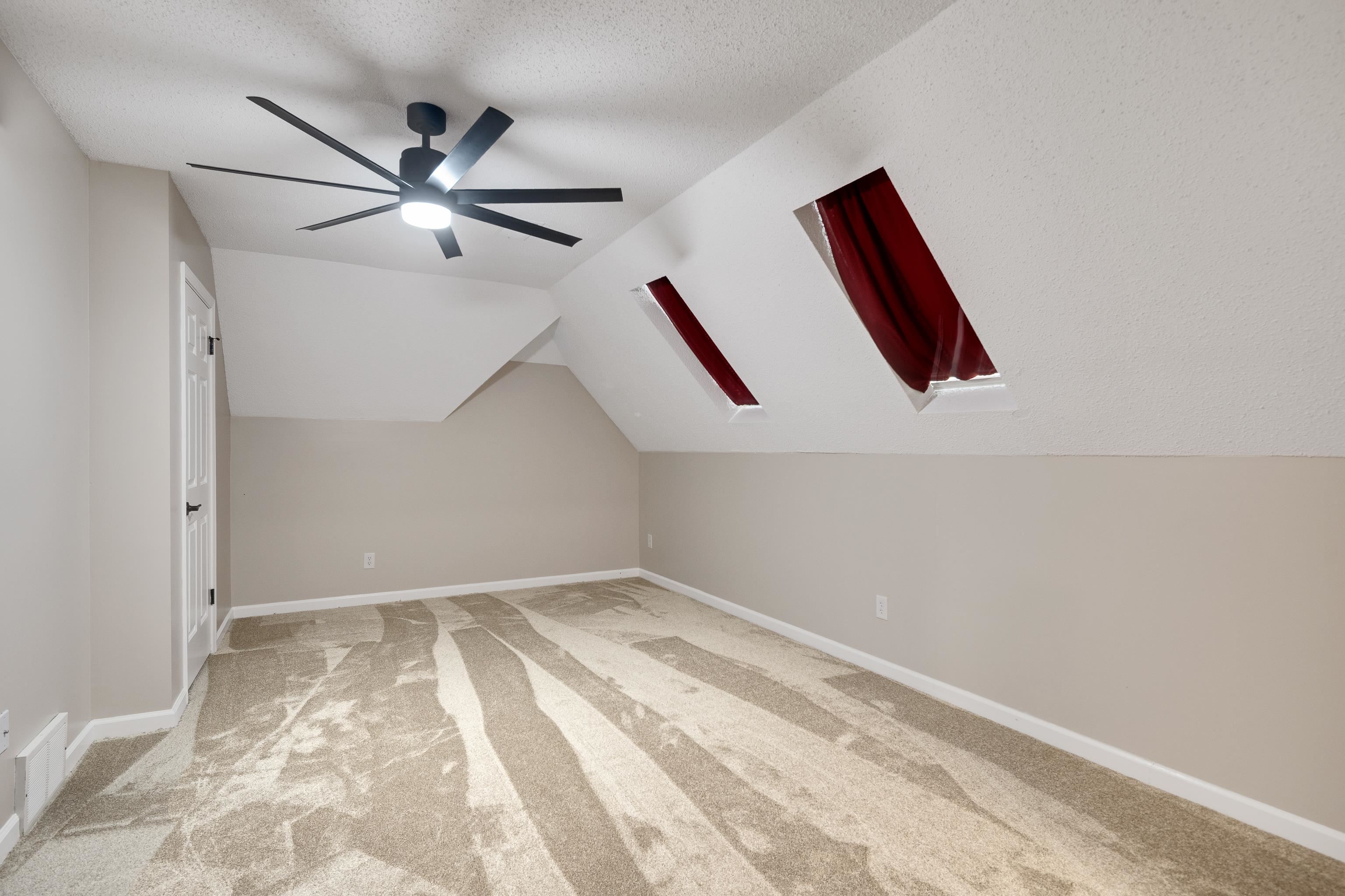 3609 VANDERSCHAAF DR