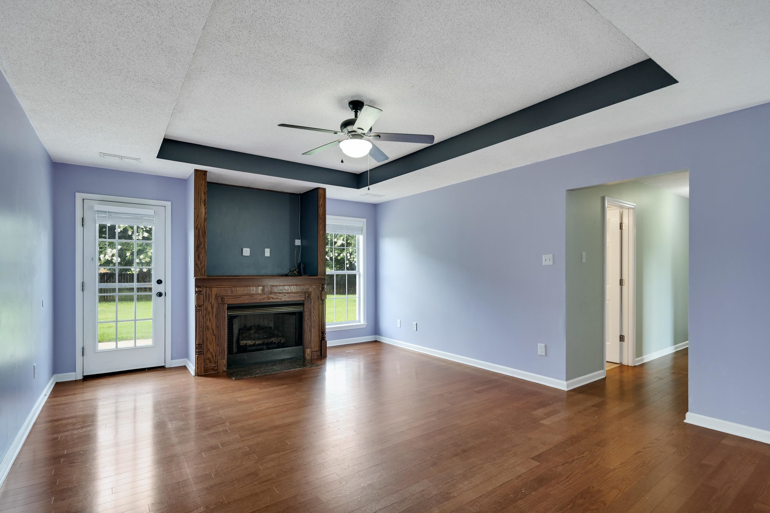 11 WOODSHIRE LN
