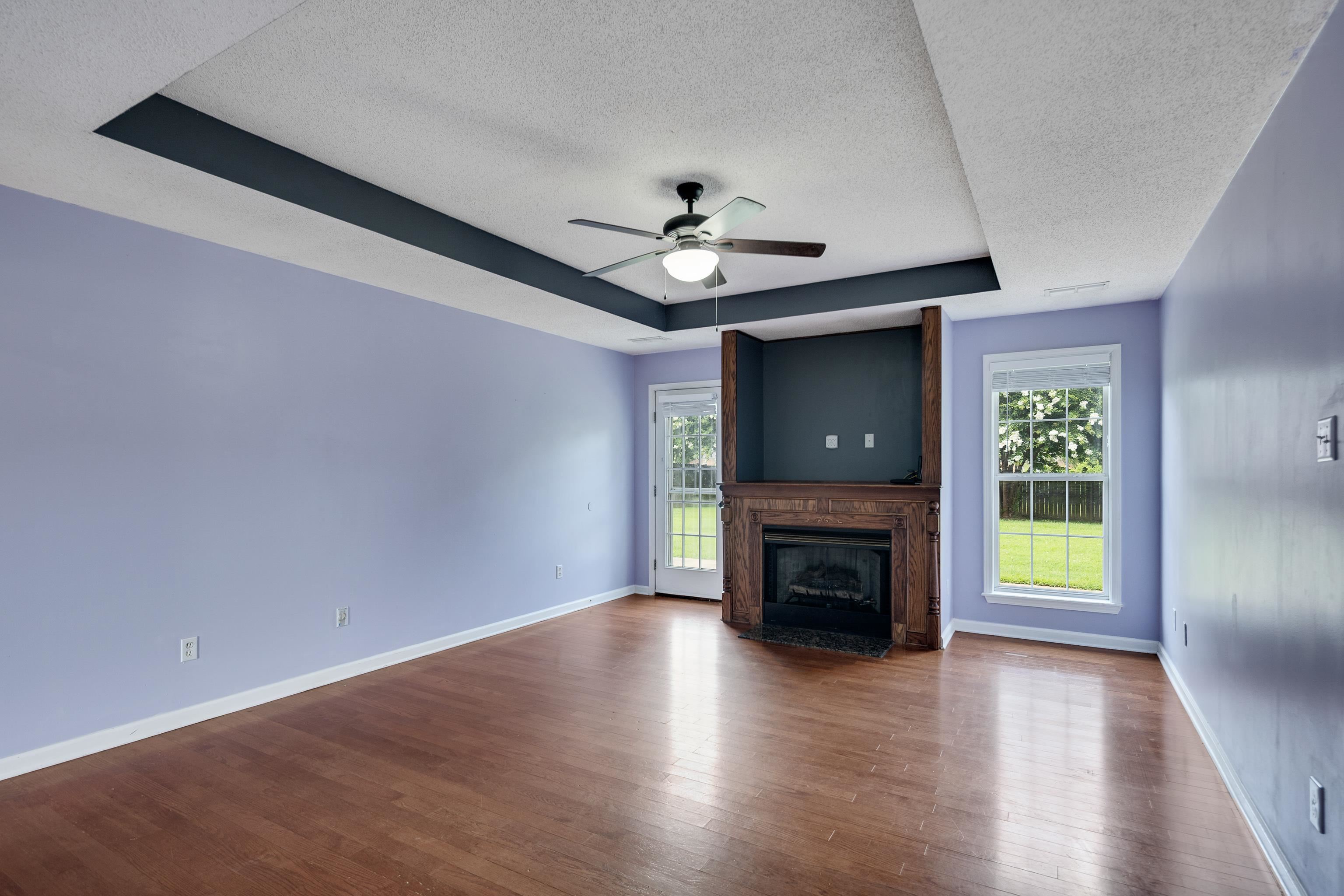 11 WOODSHIRE LN