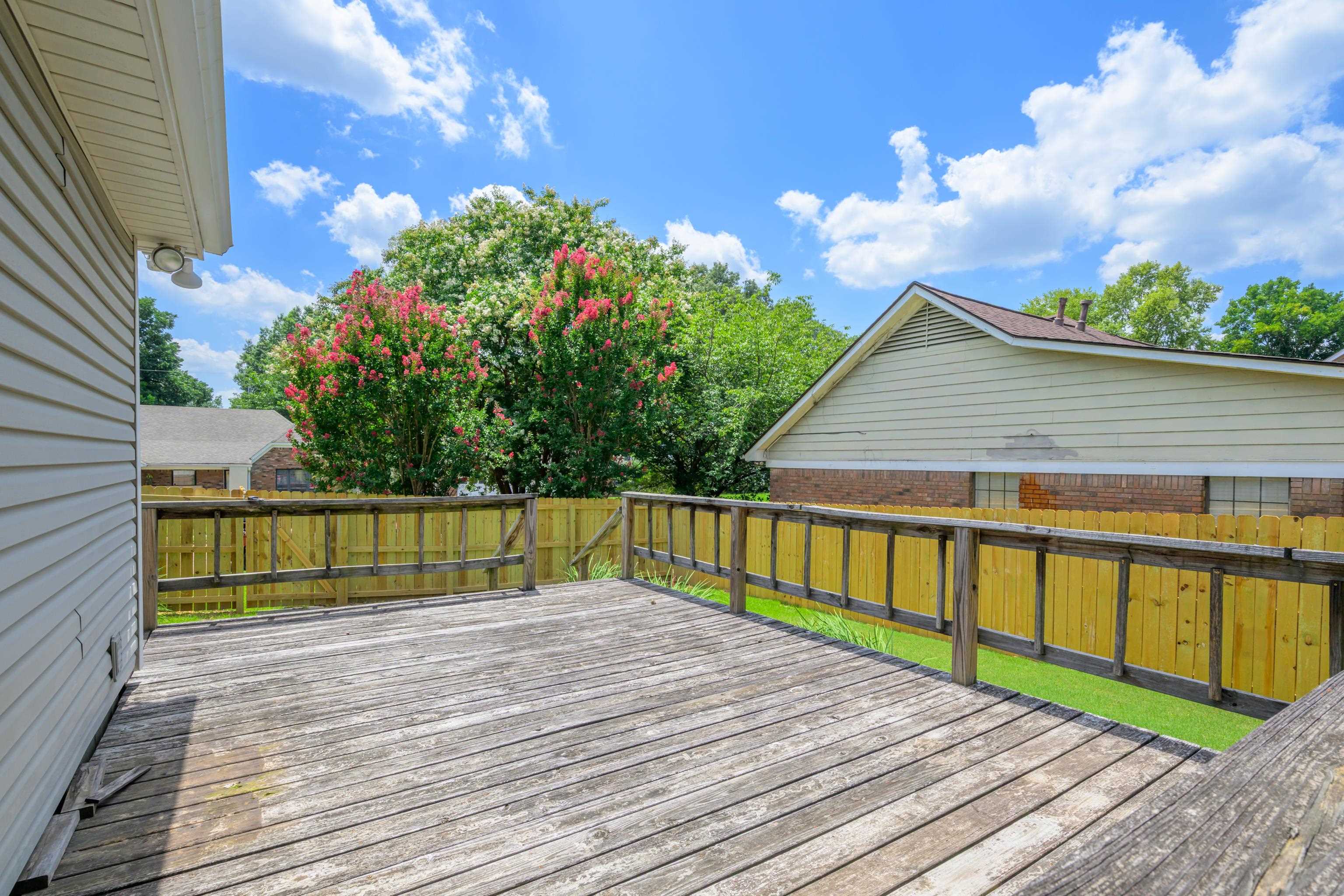 2613 COULTER LN