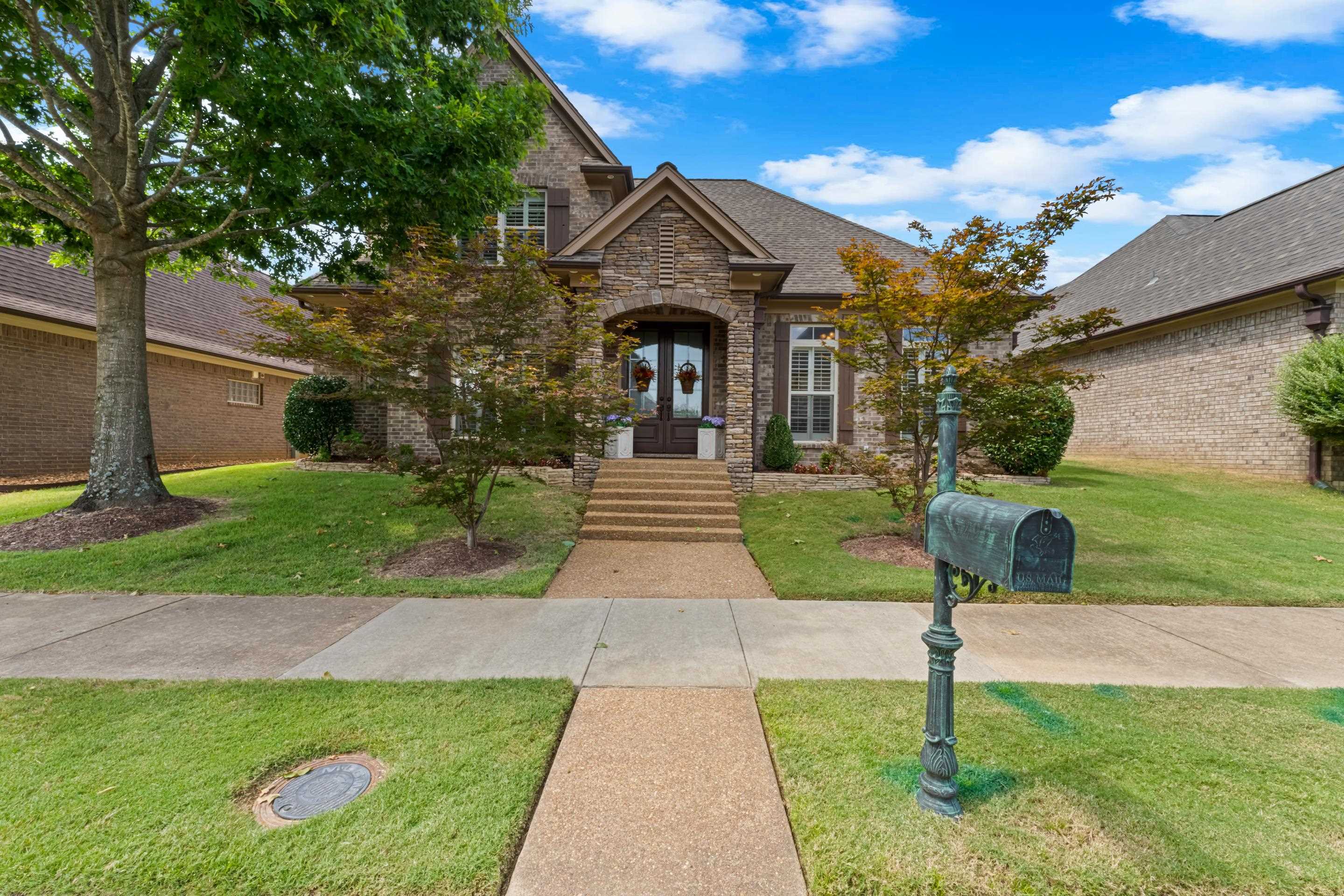 5299 CONIFER VIEW LN