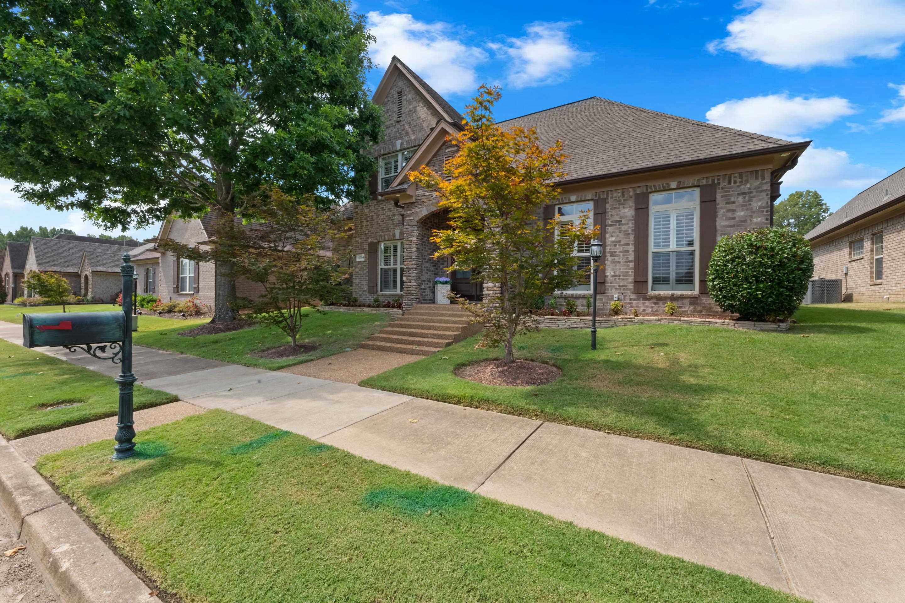 5299 CONIFER VIEW LN