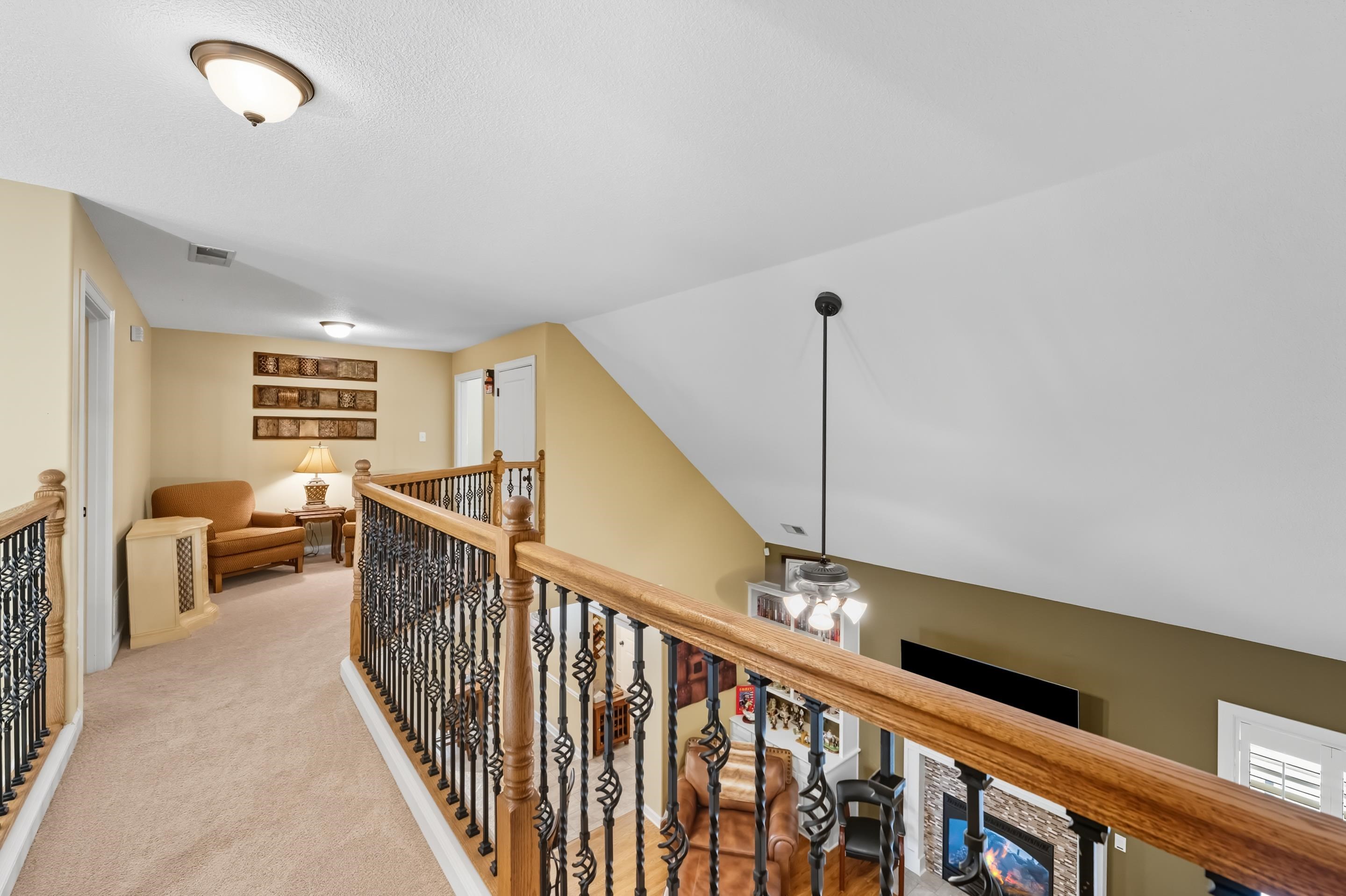 5299 CONIFER VIEW LN