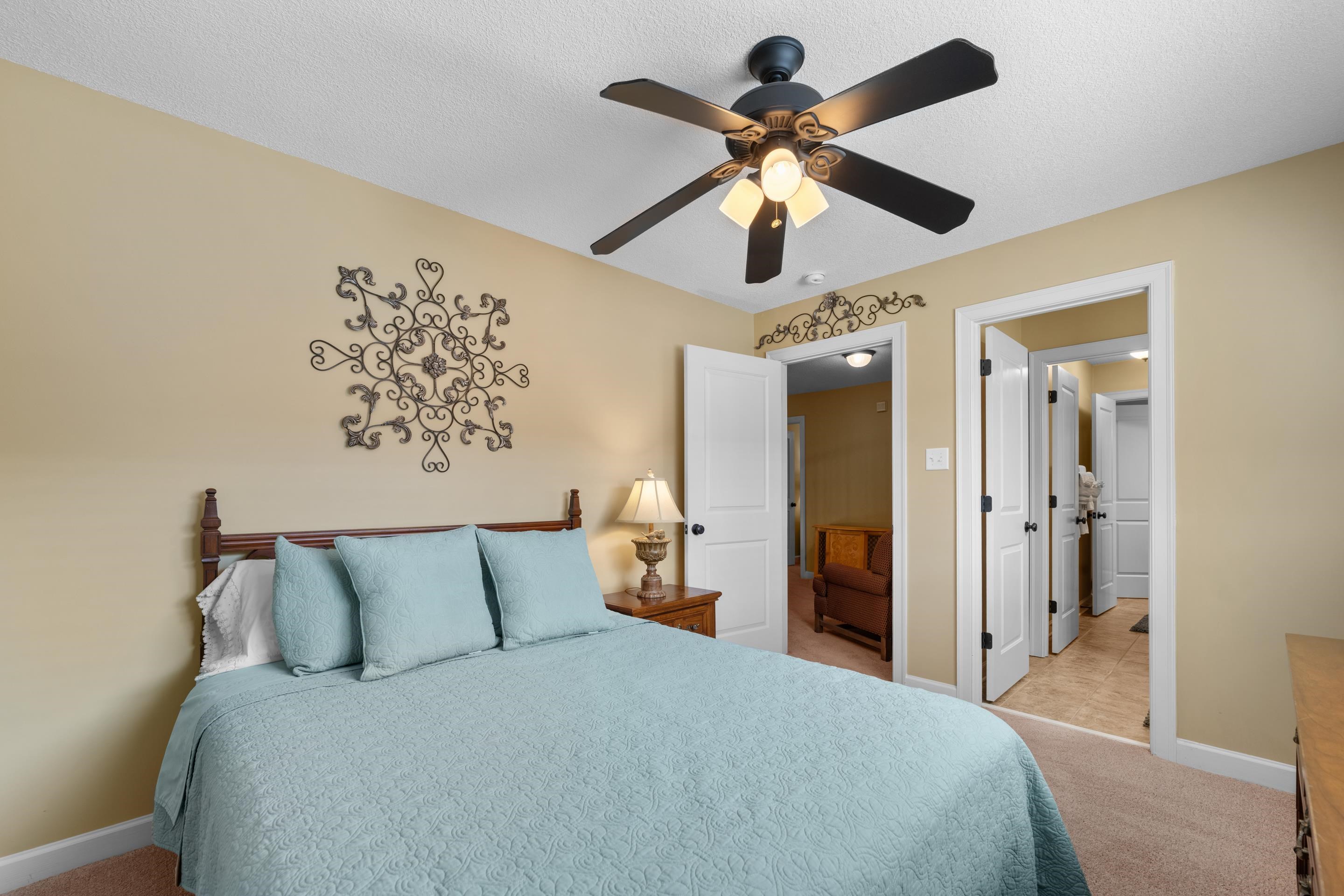 5299 CONIFER VIEW LN