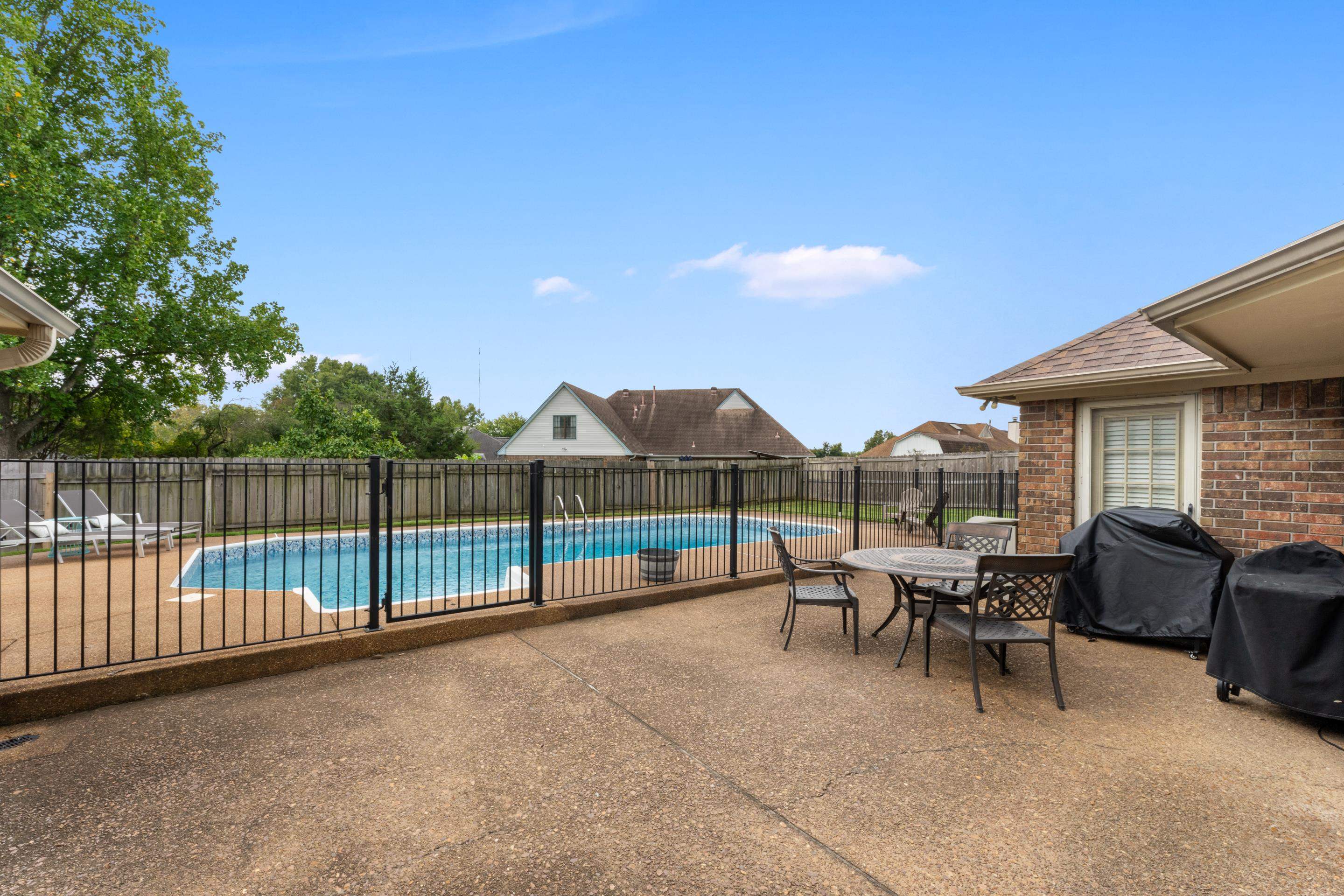 7471 OLIVIA HILL DR