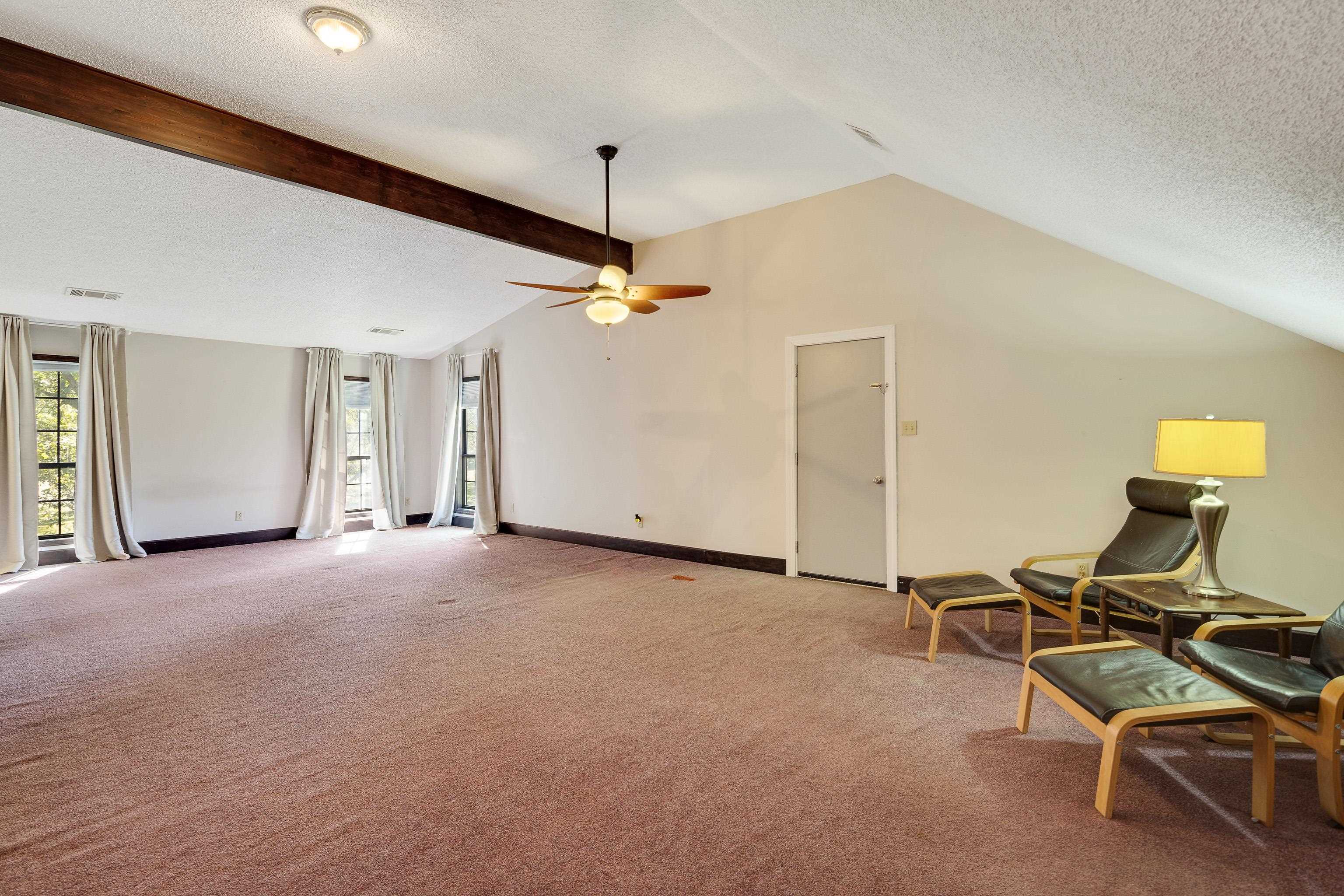 11075 HIGHWAY 59 HWY W