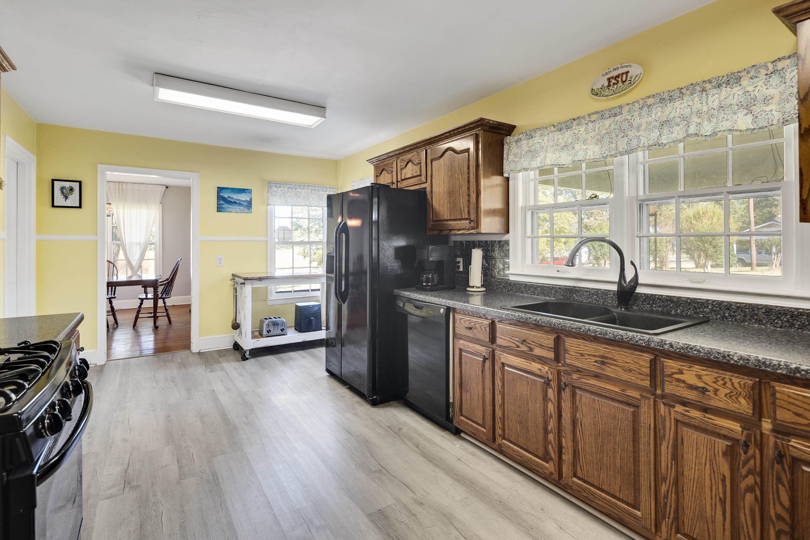 11075 HIGHWAY 59 HWY W