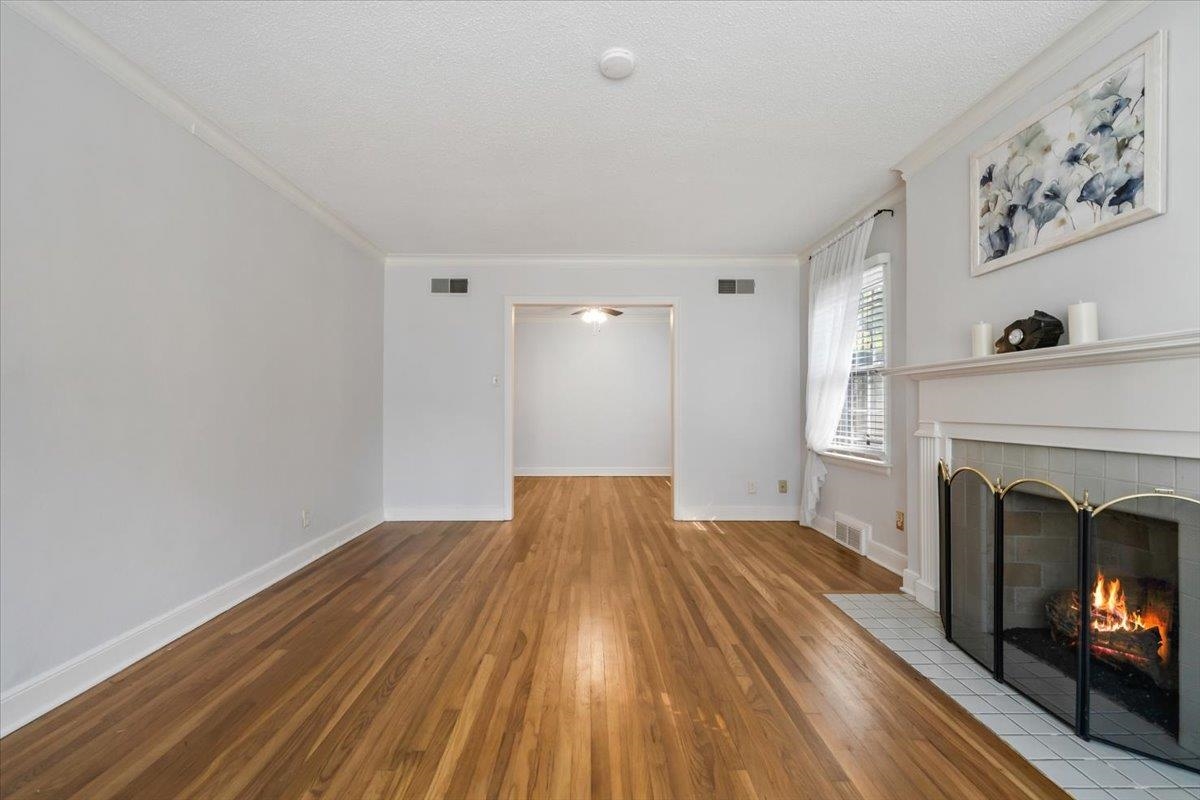 3244 HIGHLAND PARK PL