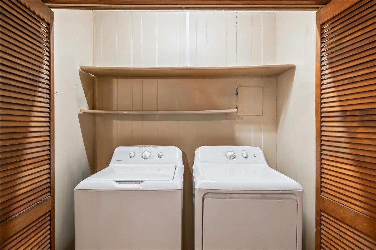 3244 HIGHLAND PARK PL