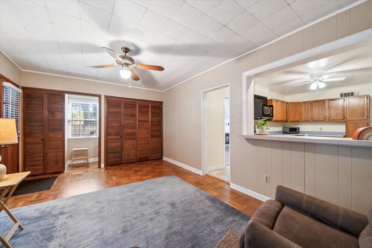 3244 HIGHLAND PARK PL