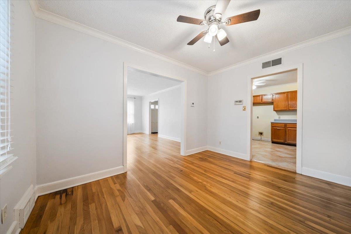 3244 HIGHLAND PARK PL