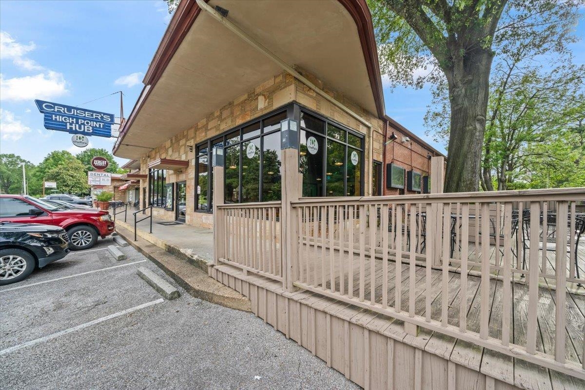 3244 HIGHLAND PARK PL