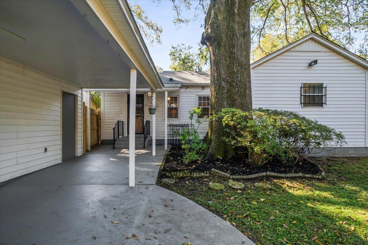 3244 HIGHLAND PARK PL