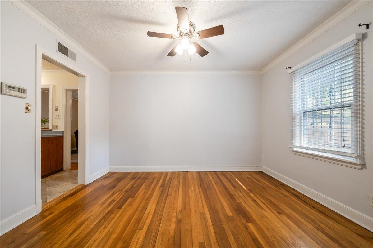 3244 HIGHLAND PARK PL