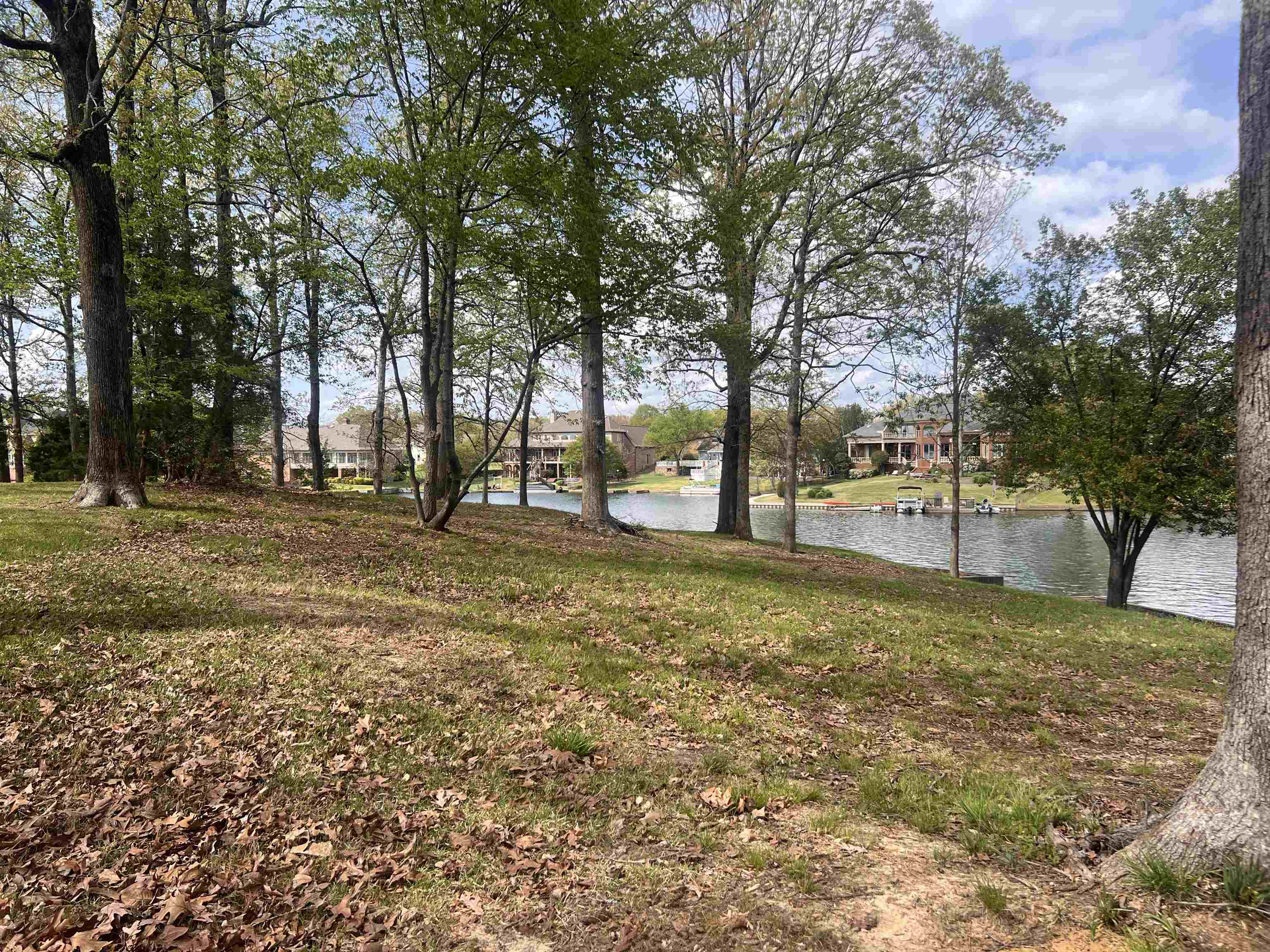 9952 LOCH LUCERNE PT