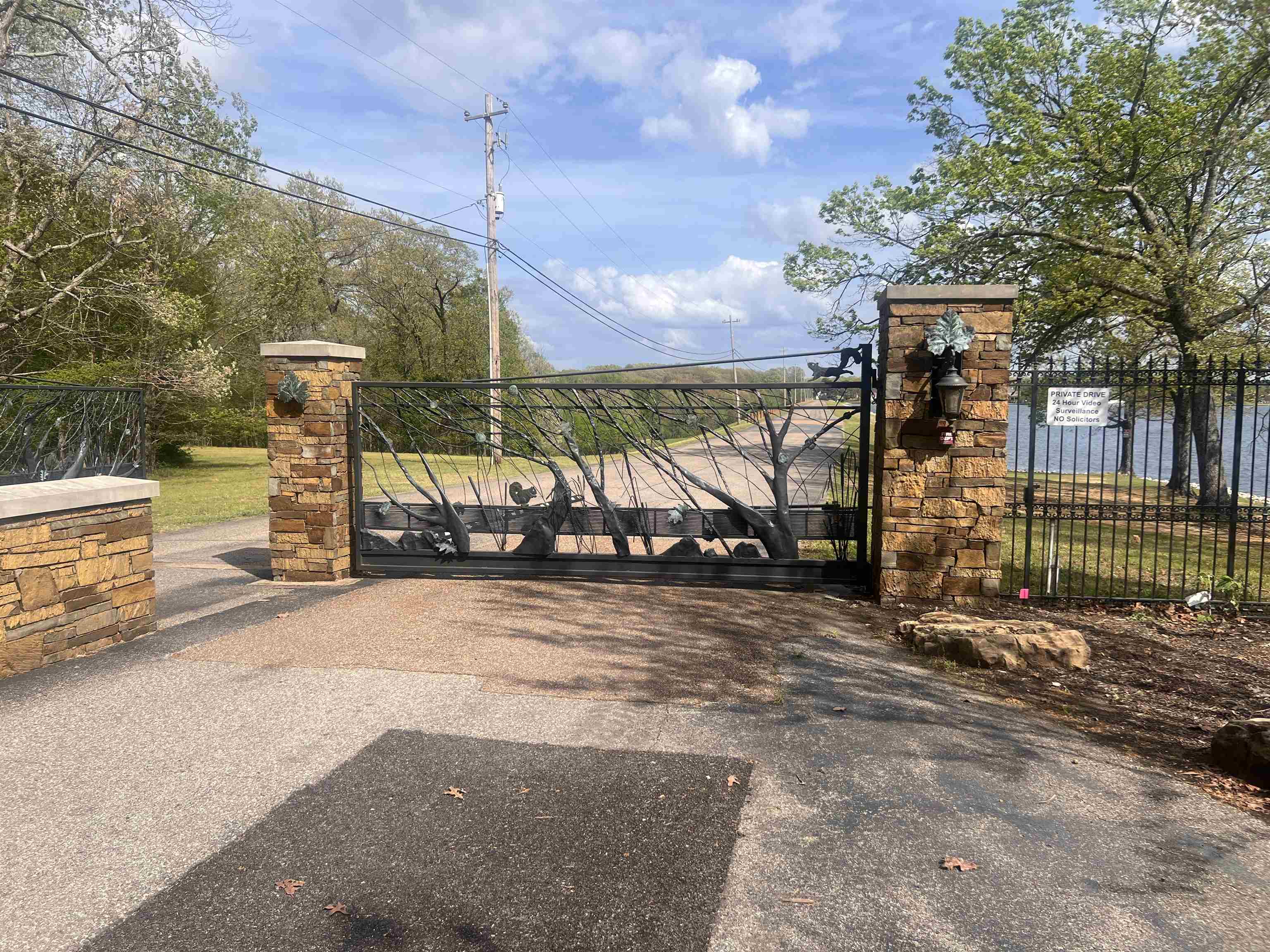 9952 LOCH LUCERNE PT