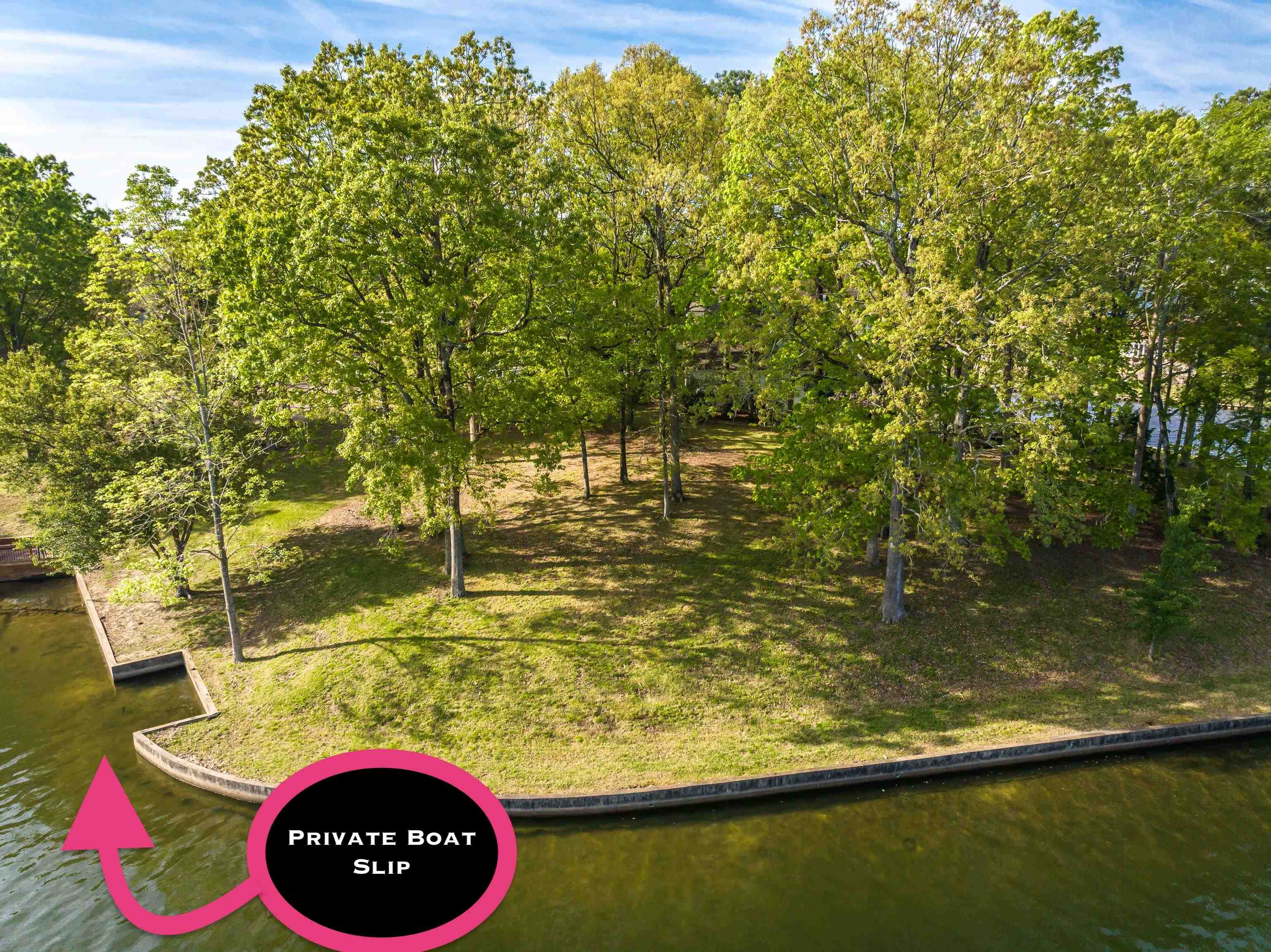 9952 LOCH LUCERNE PT