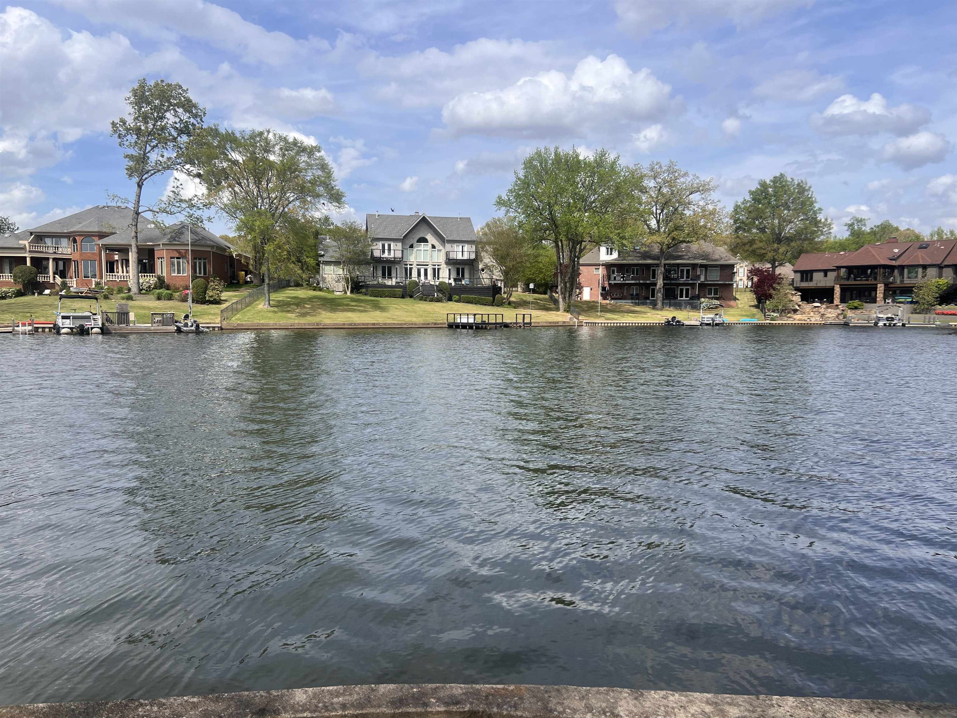 9952 LOCH LUCERNE PT