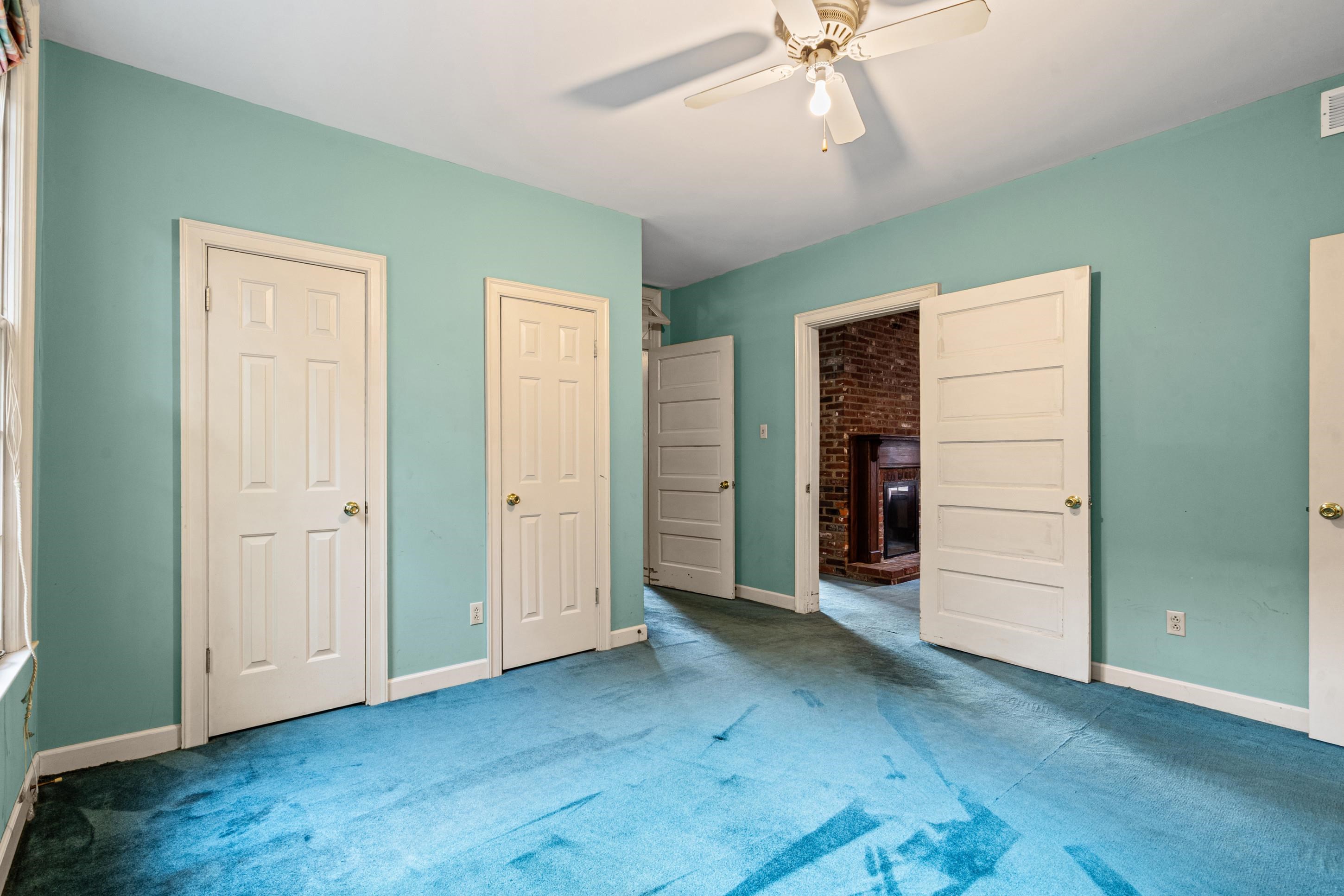 563 SUMMITT ST