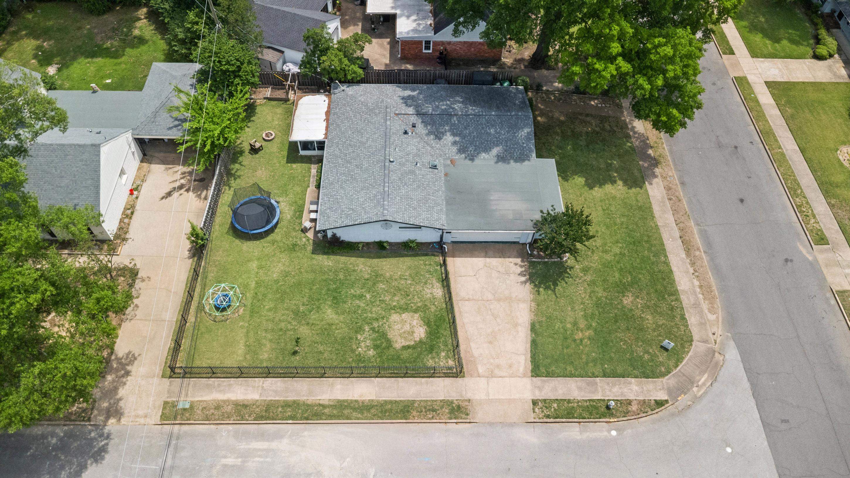 5304 SENECA AVE