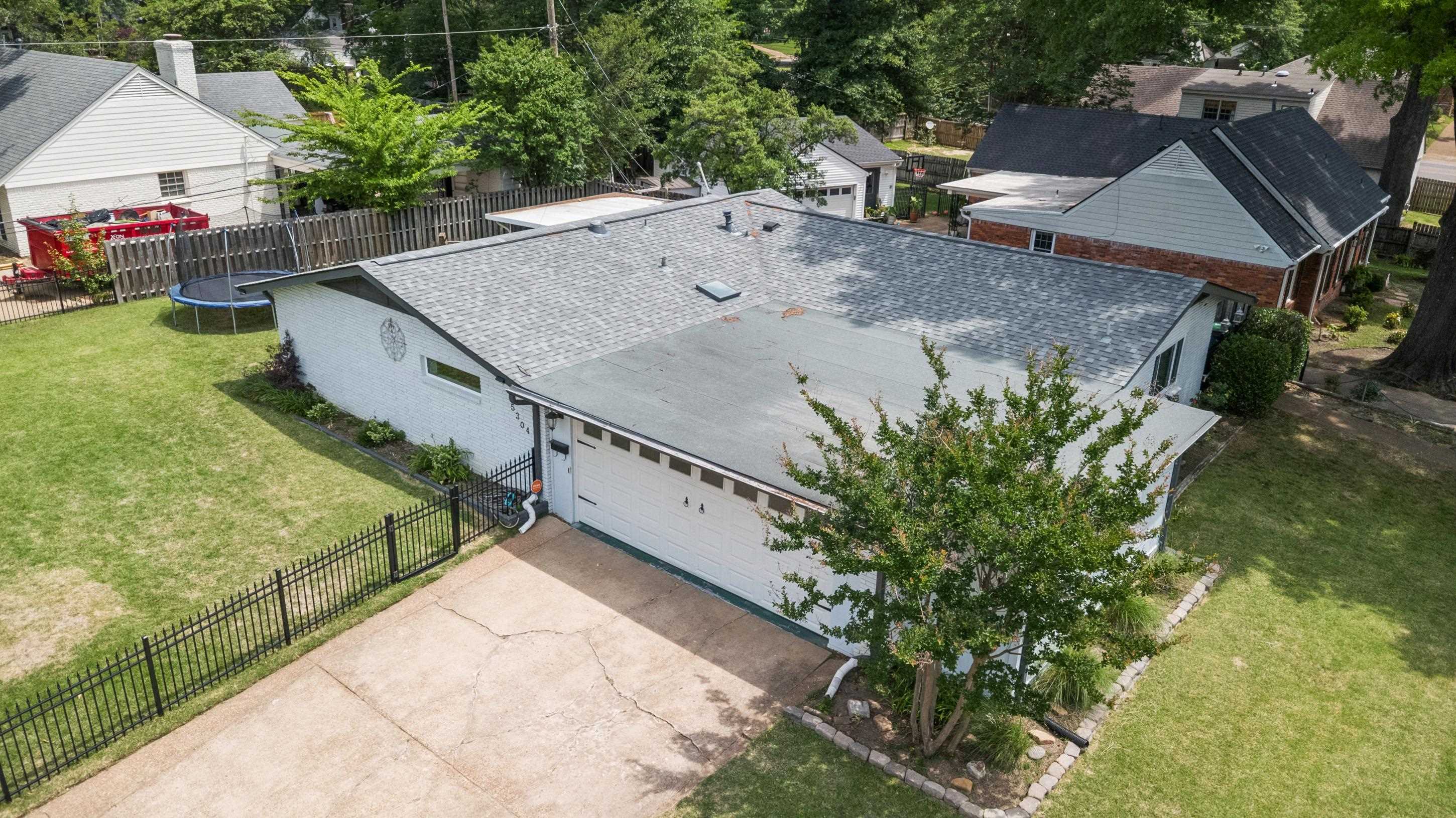 5304 SENECA AVE