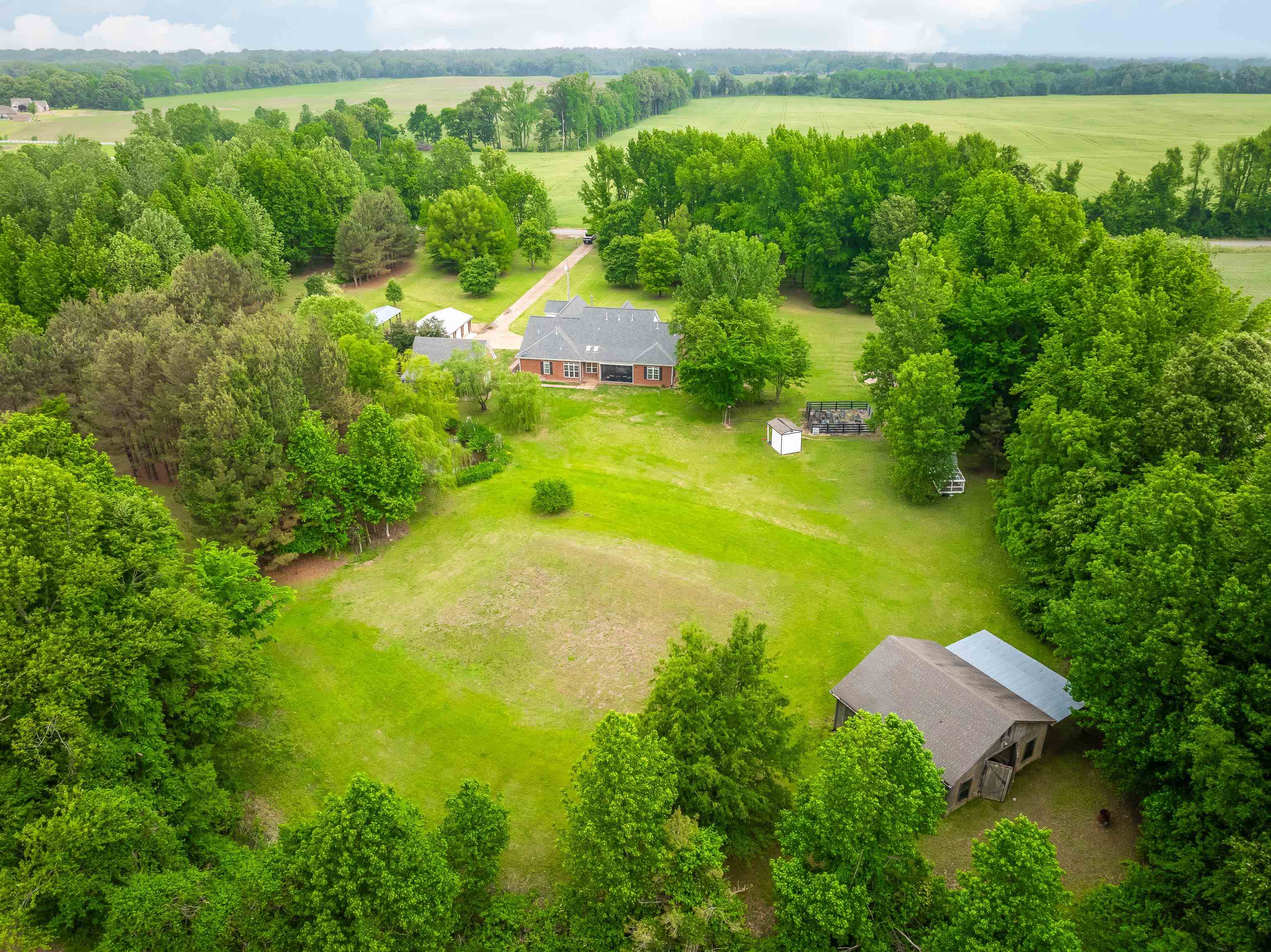 1095 CULBREATH RD