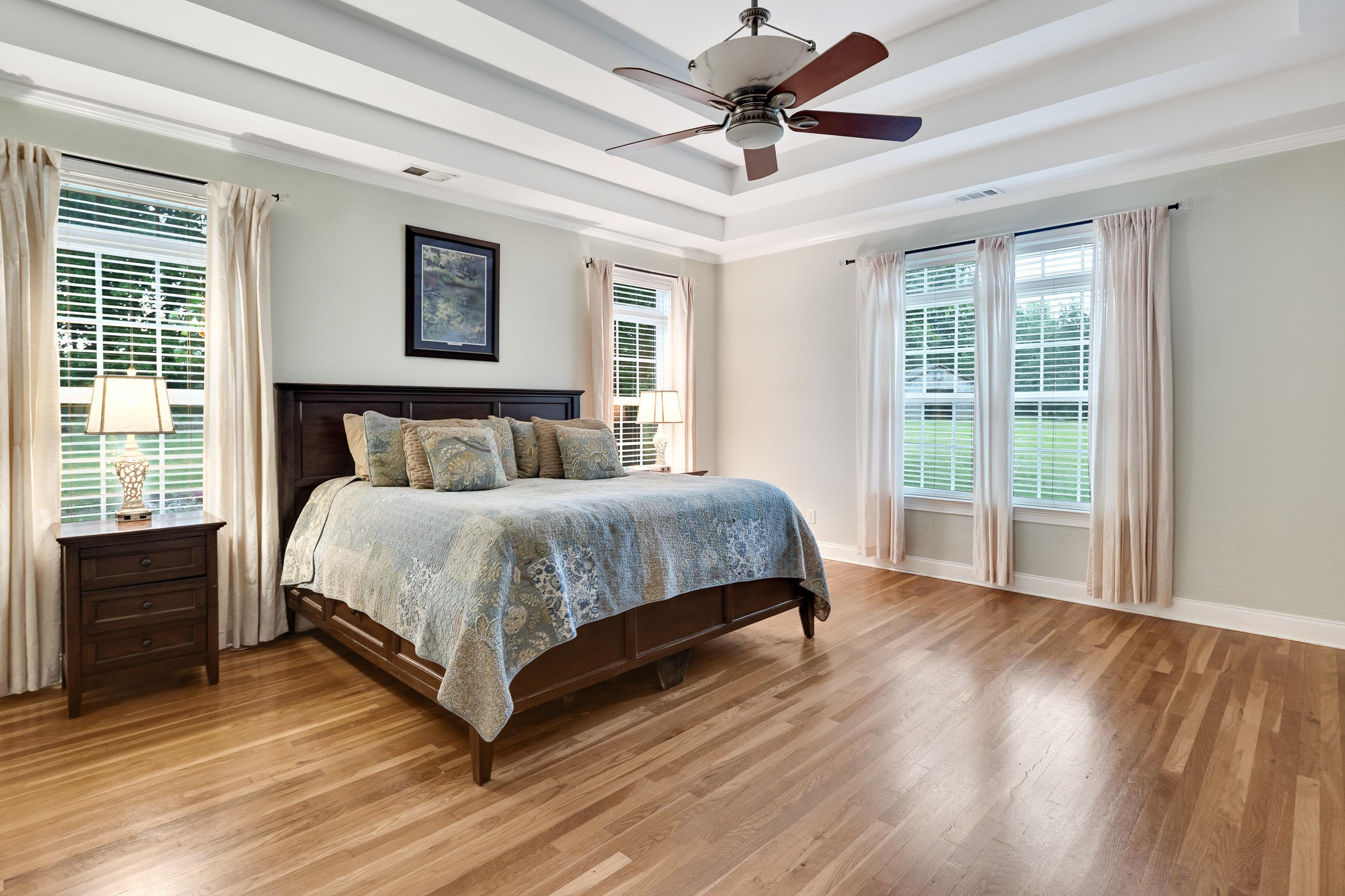 1095 CULBREATH RD