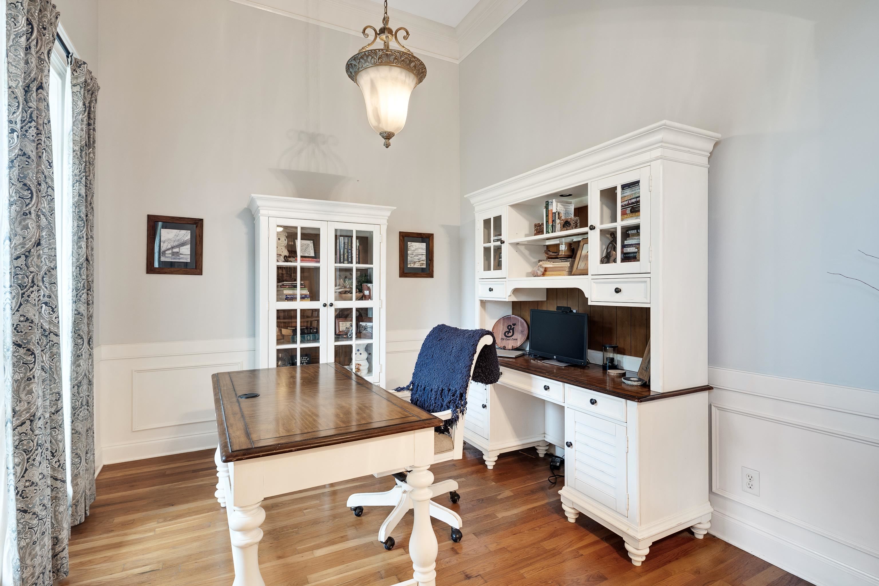 1095 CULBREATH RD