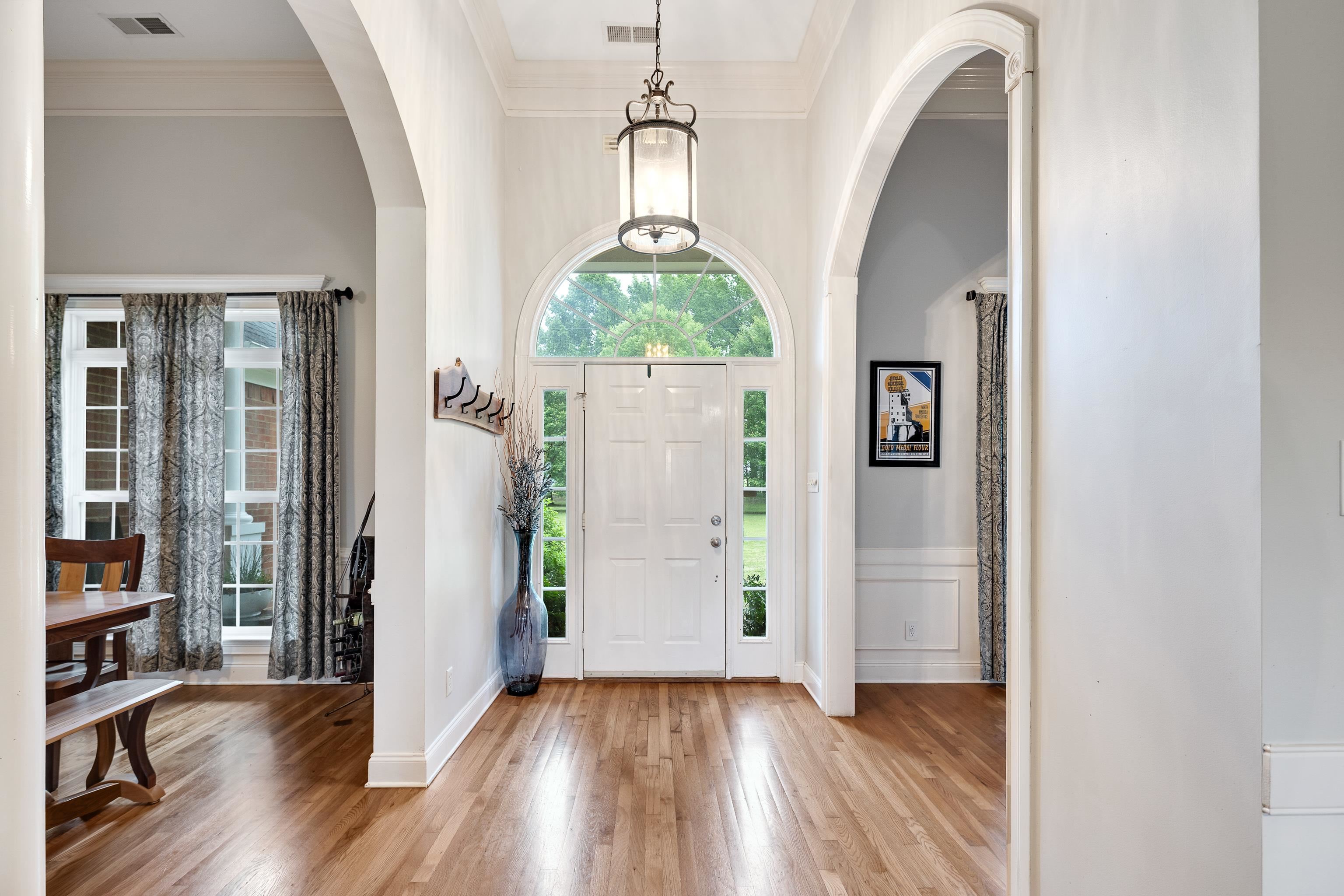 1095 CULBREATH RD
