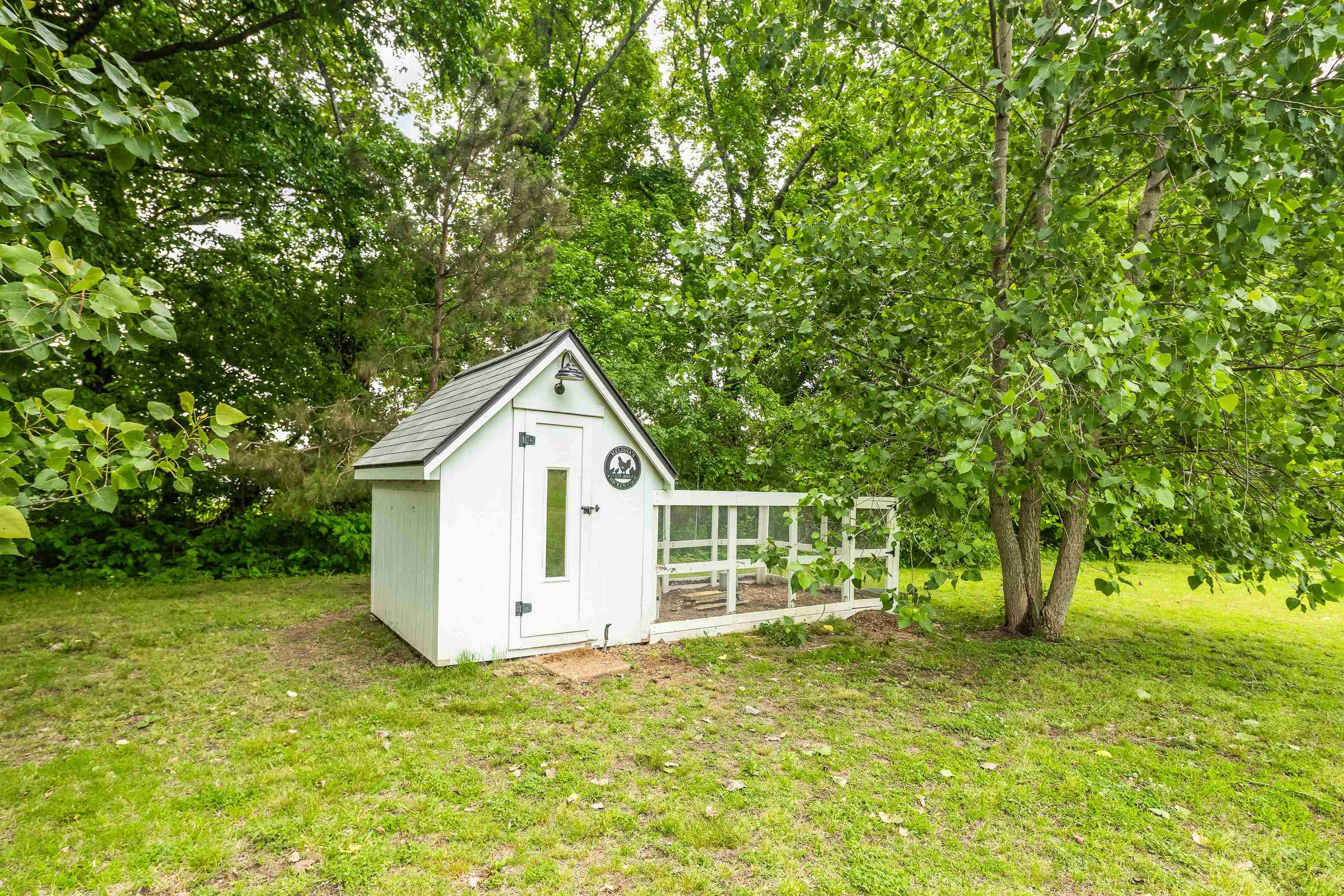 1095 CULBREATH RD