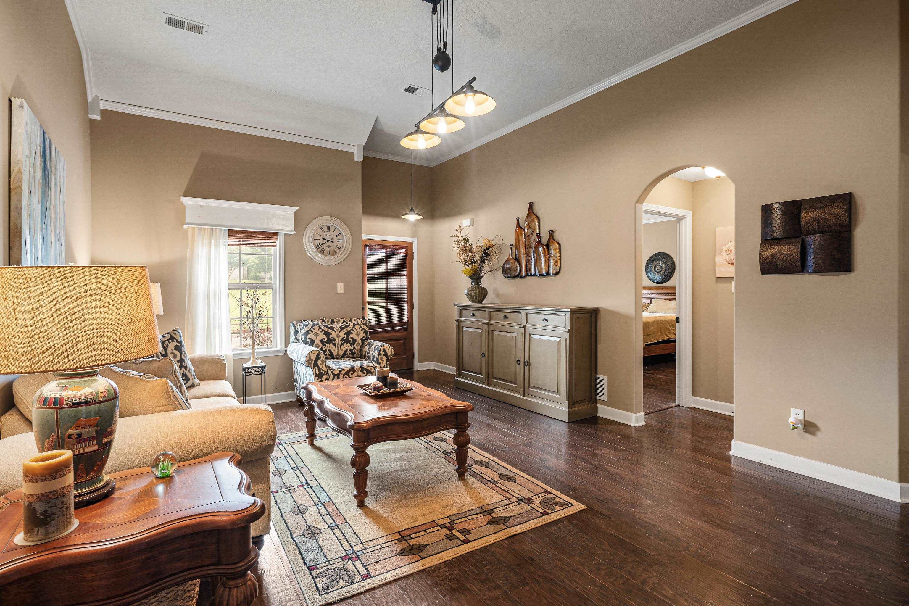 5243 CONIFER VIEW LN