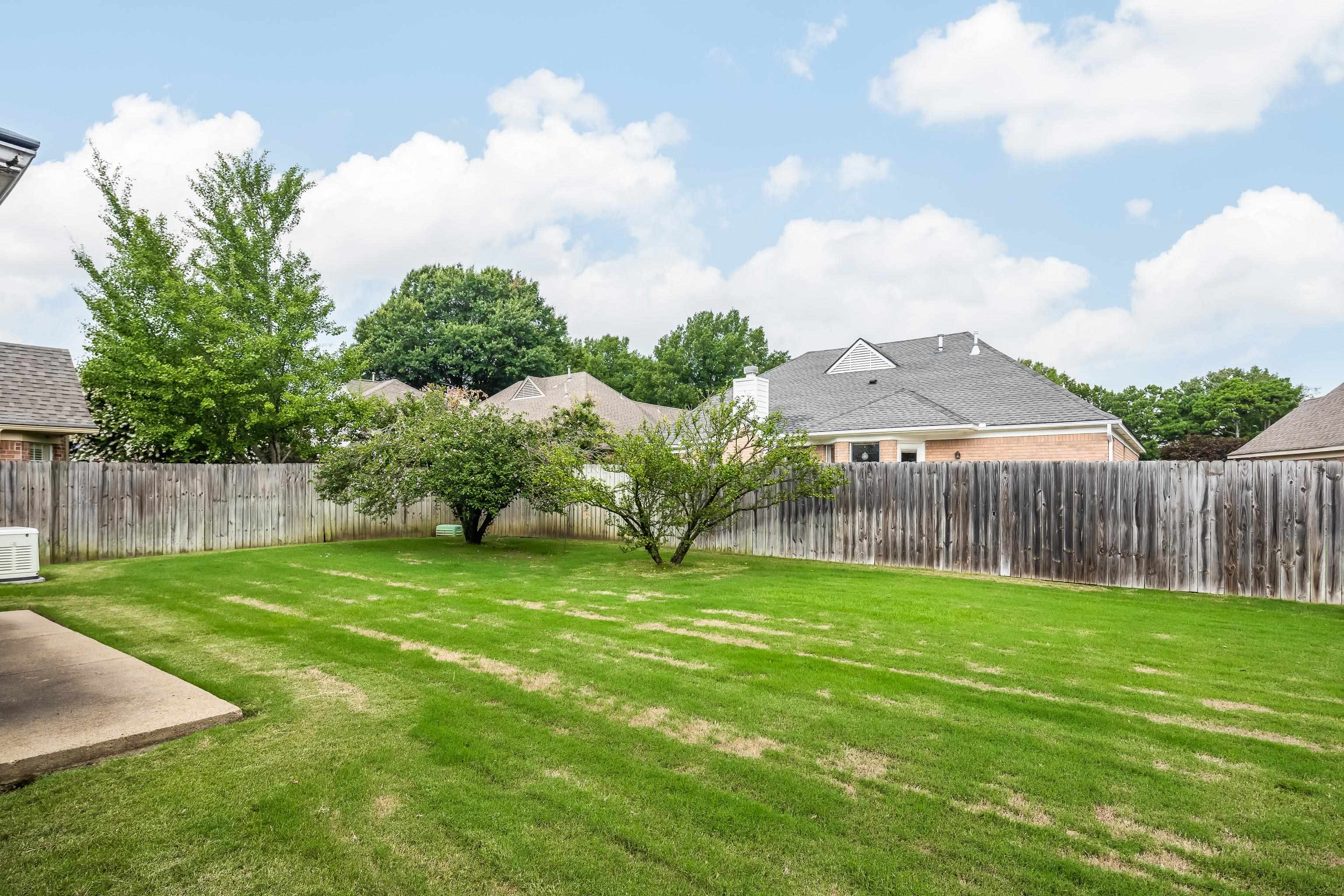 6494 GILLIA CIR S
