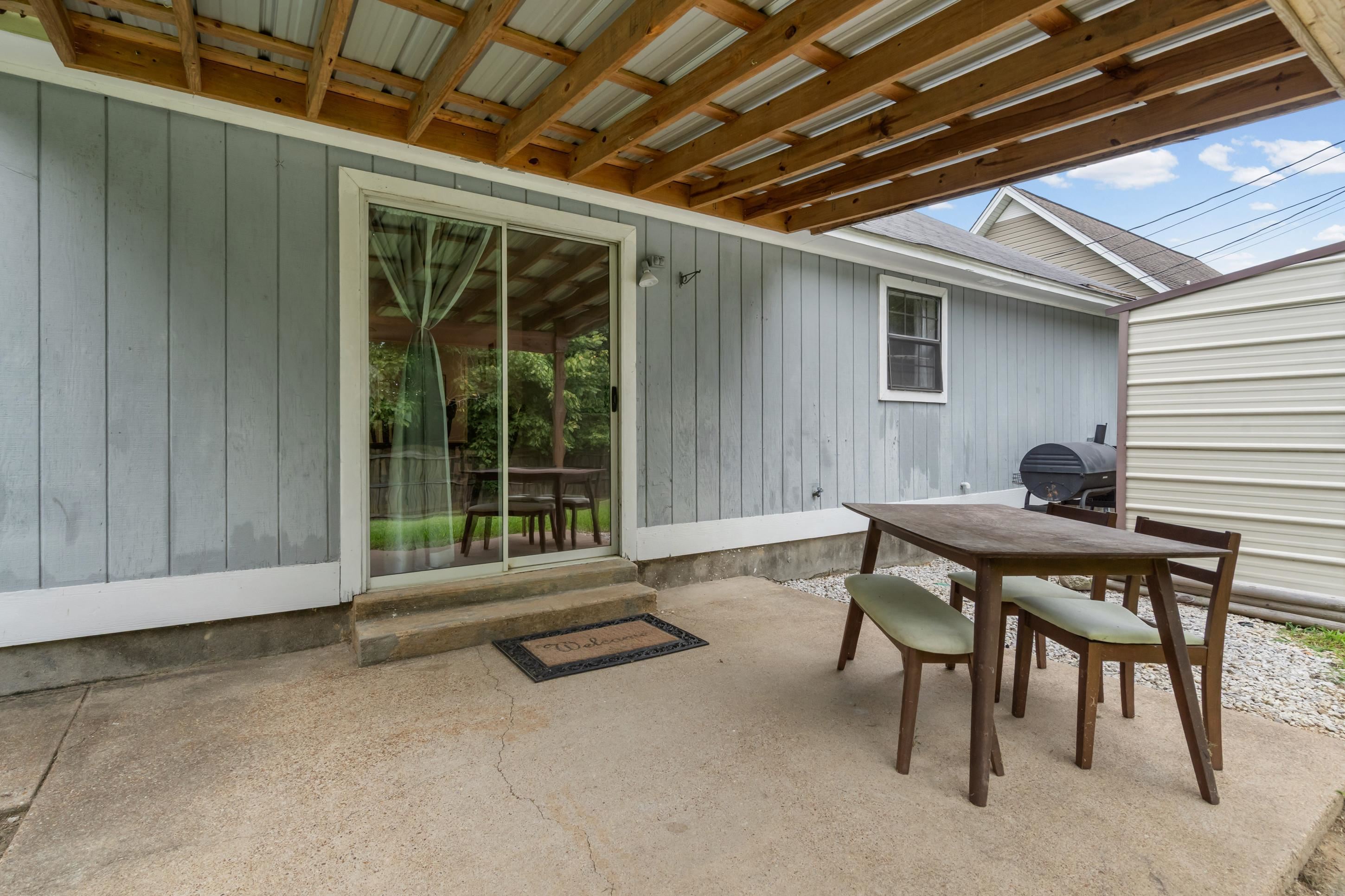7802 TUMBLING CREEK DR