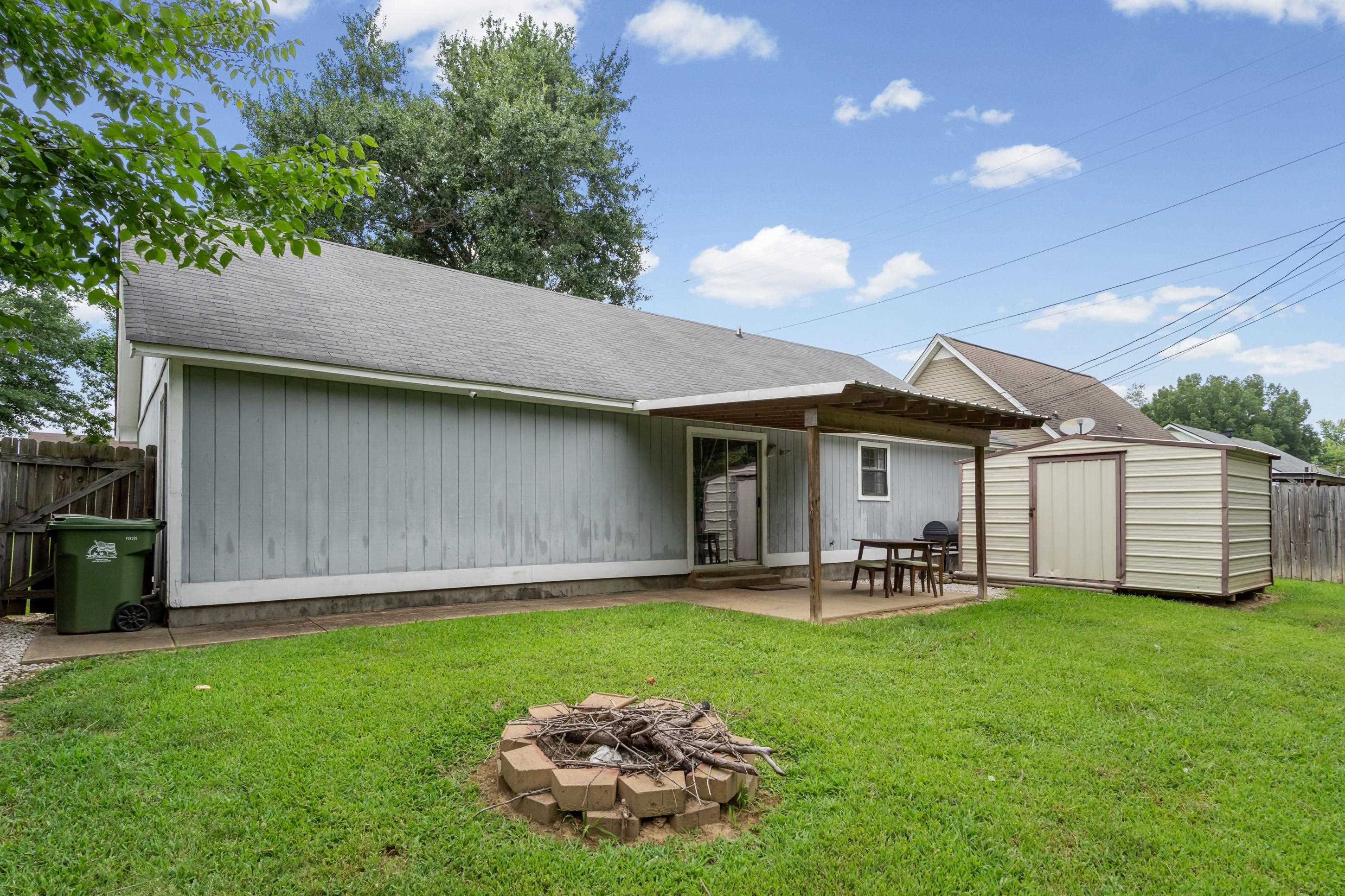 7802 TUMBLING CREEK DR