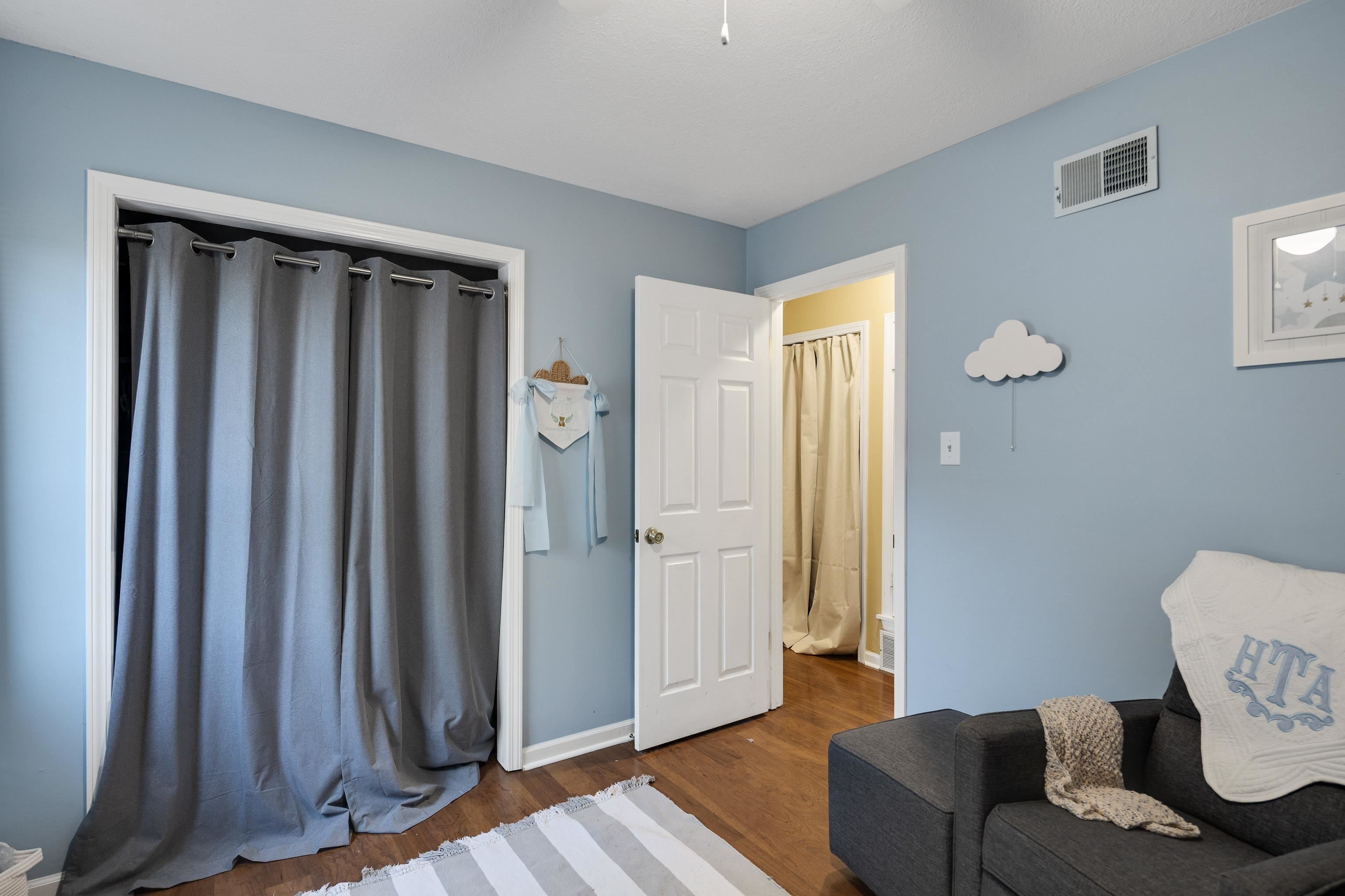 8153 SHALLOW GLEN TRL