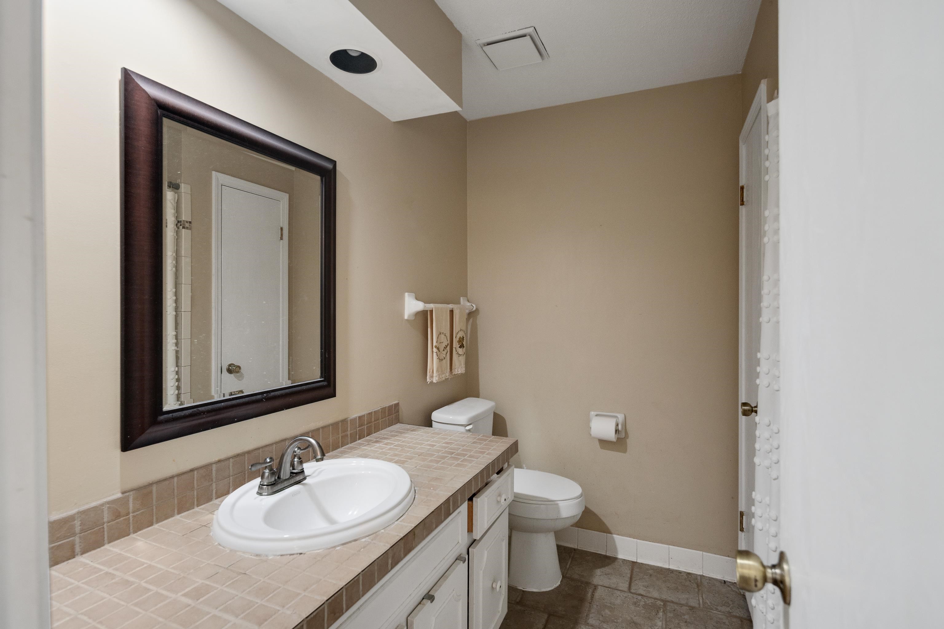 8153 SHALLOW GLEN TRL