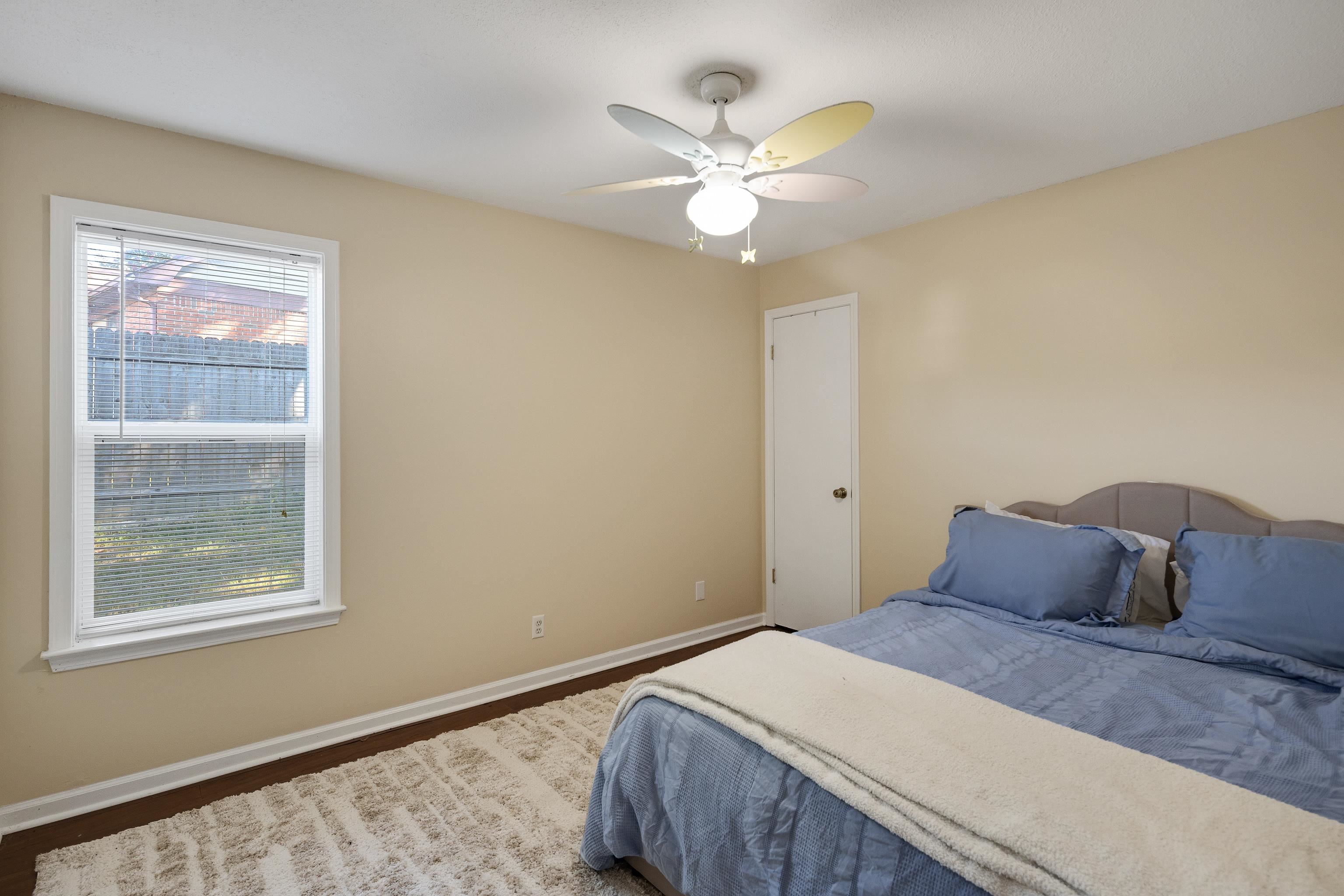 8153 SHALLOW GLEN TRL
