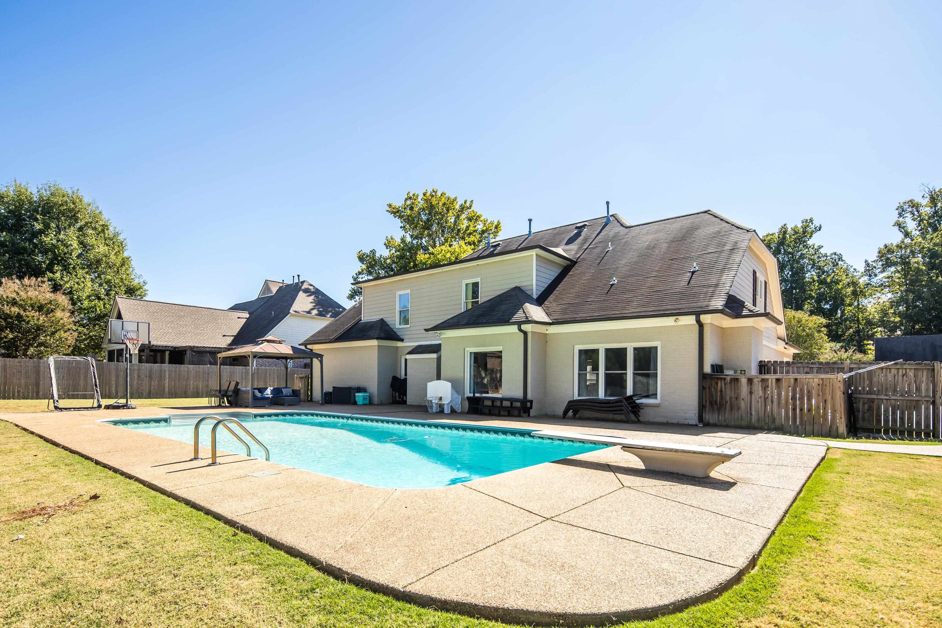 12182 DARGIE DR