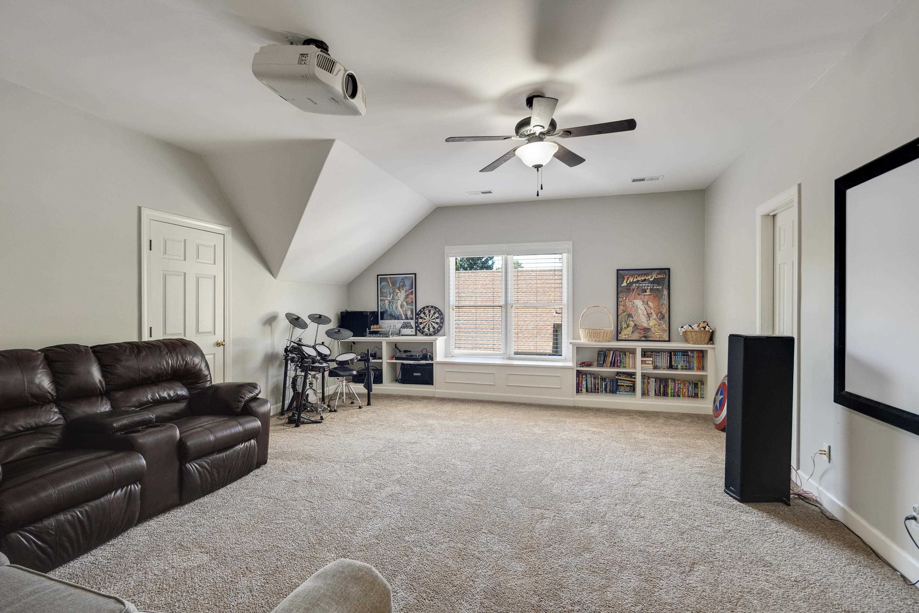 12182 DARGIE DR