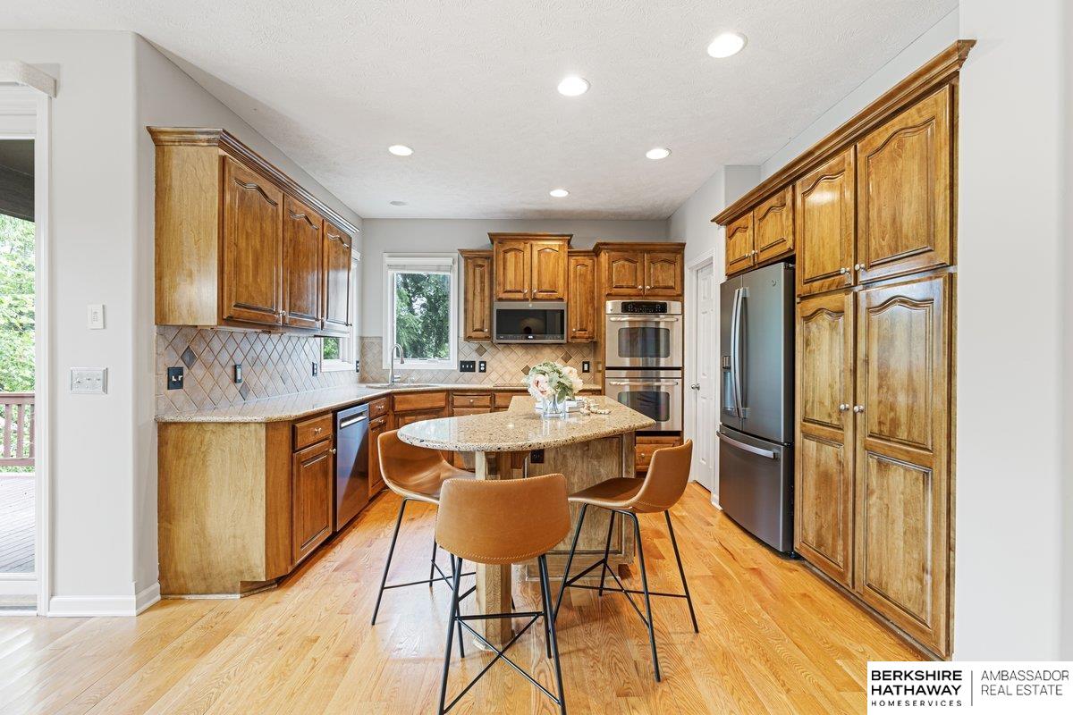 1422 S 190th Plaza