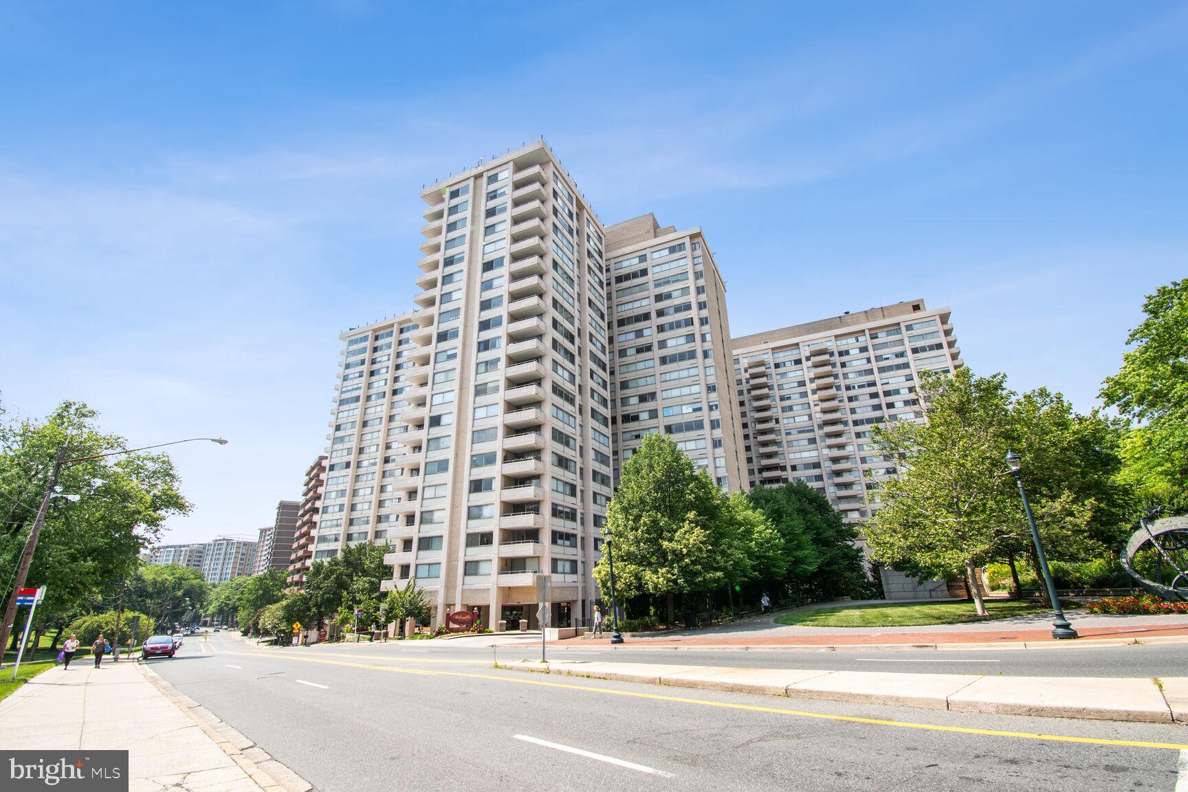 4515 WILLARD AVE #2119