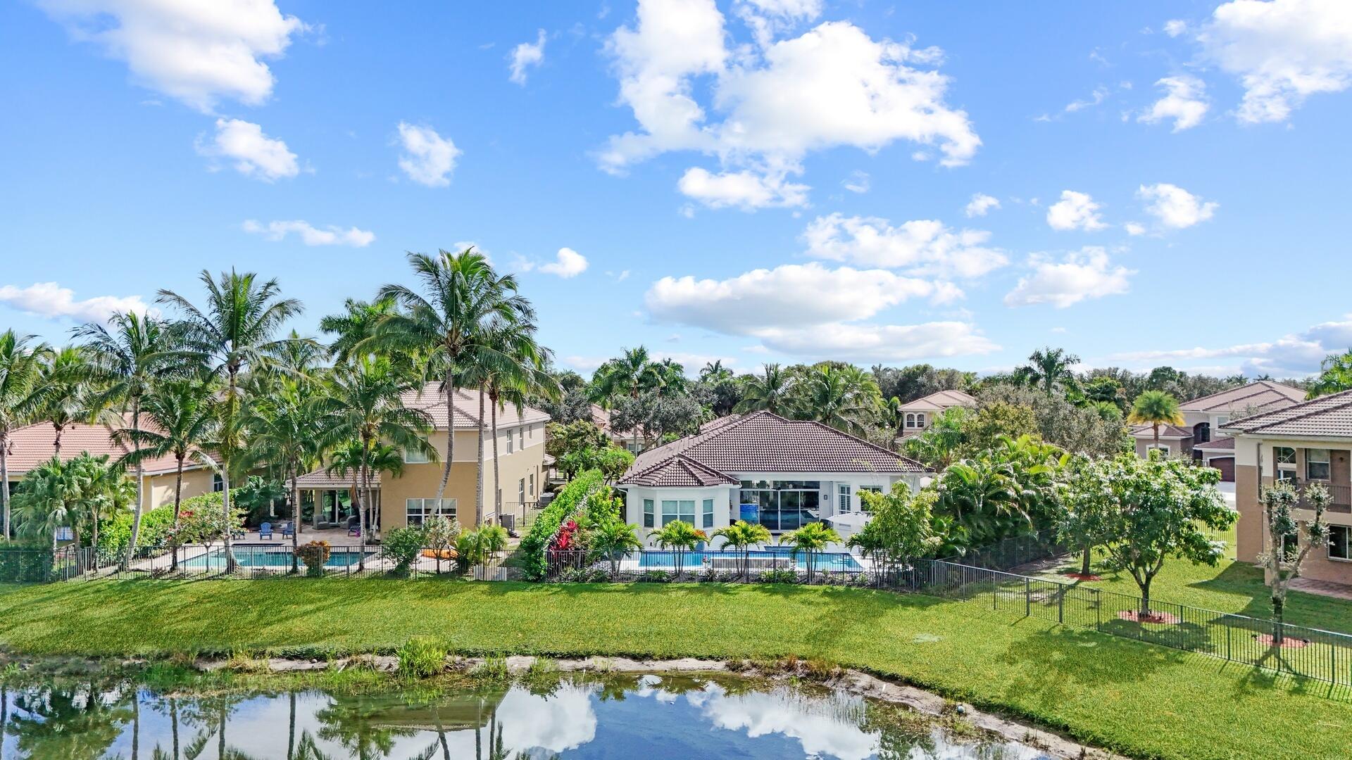 11912 Fox Hill Circle