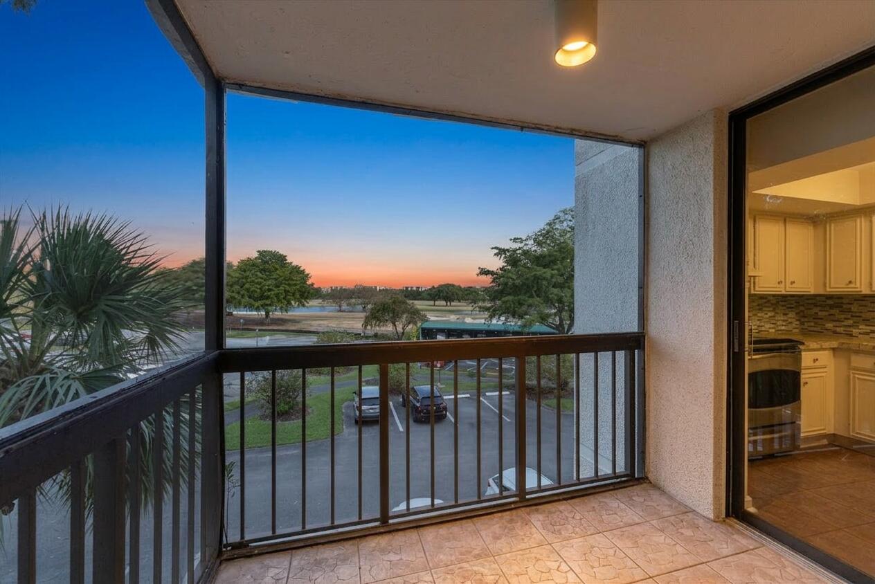 1832 Bridgewood Drive