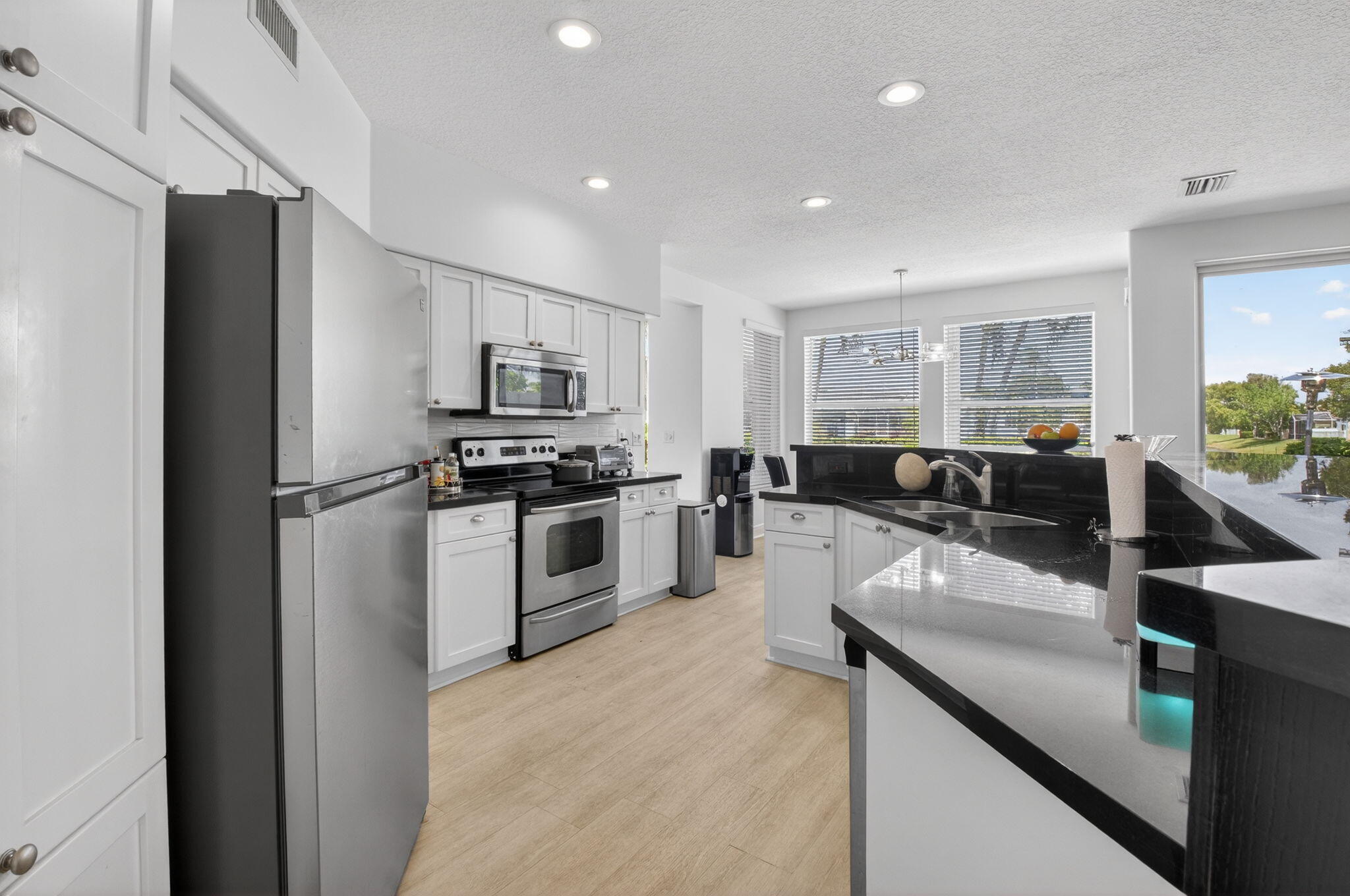 7825 Travlers Tree Drive