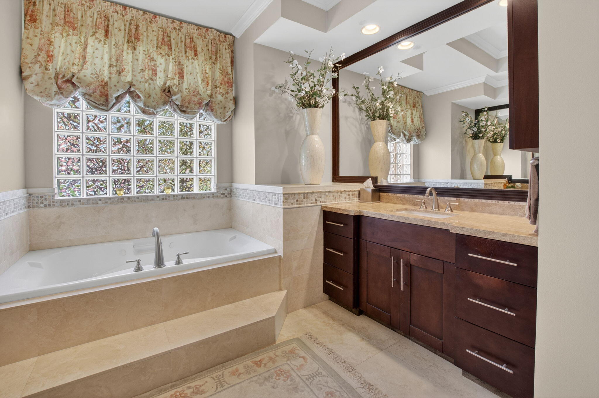 21166 Falls Ridge Way