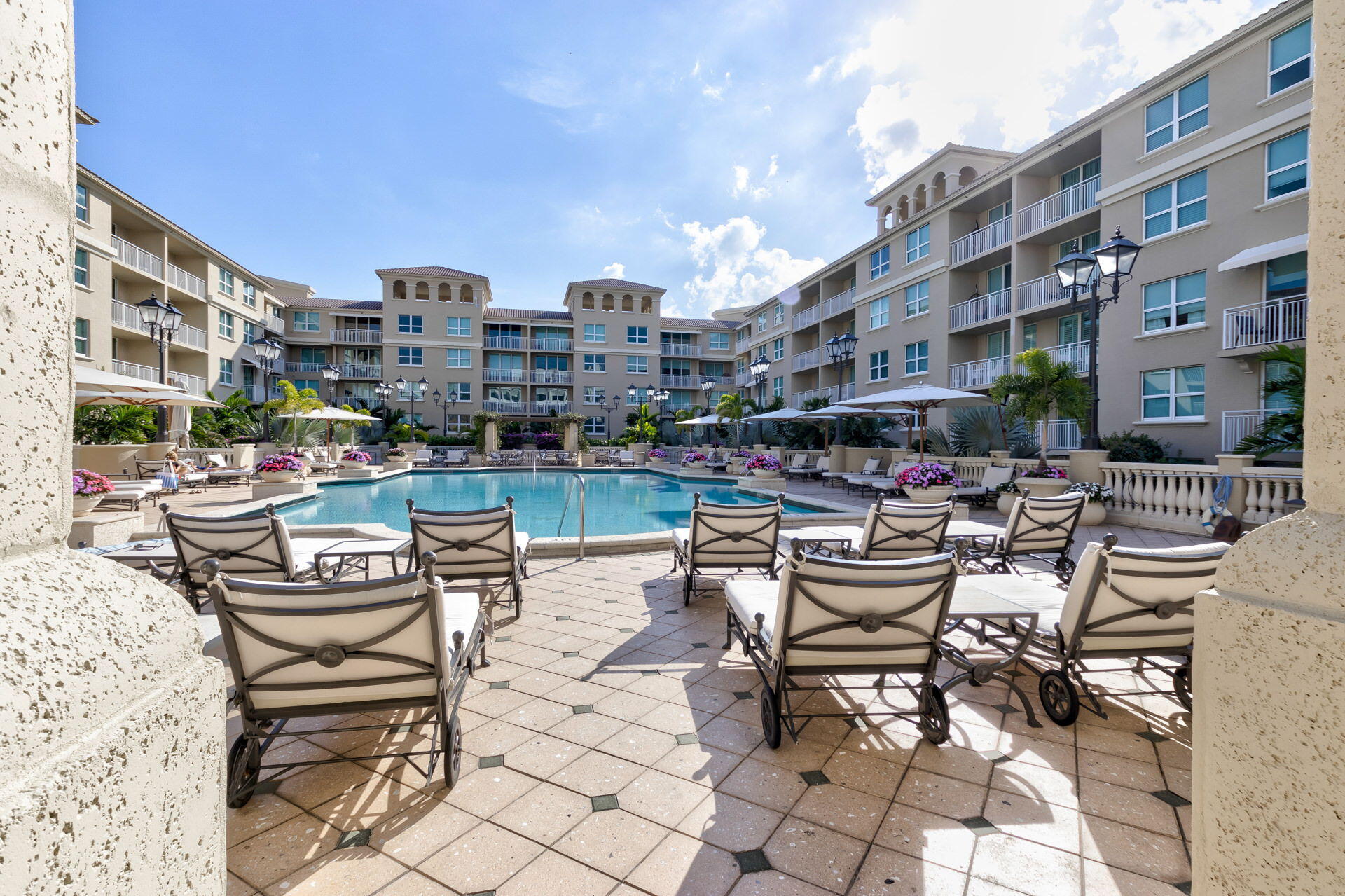 99 SE Mizner Boulevard Ph37